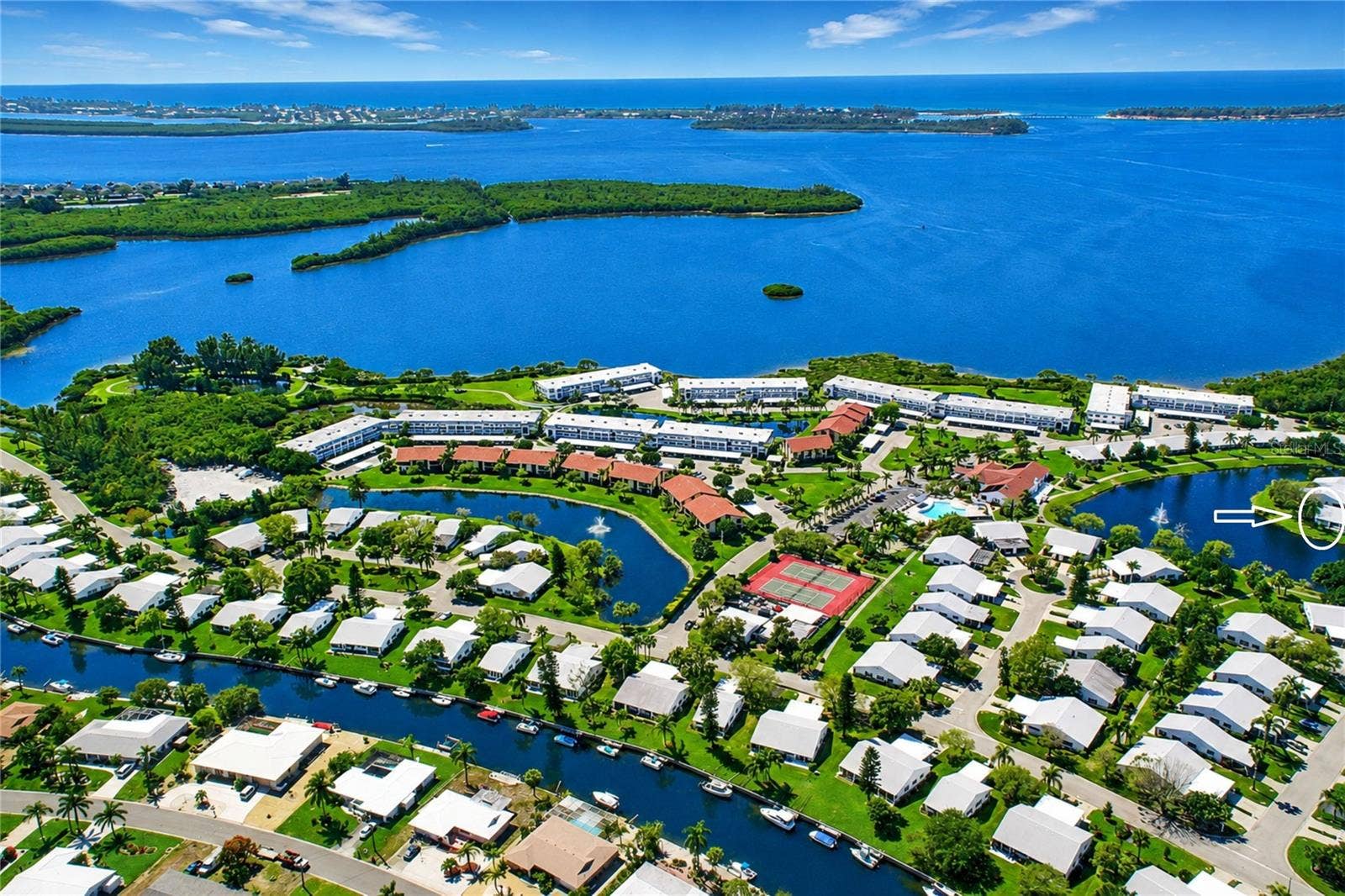 4605 LEXINGTON CIRCLE, Bradenton, FL 34210 Villa's location highlighted in white