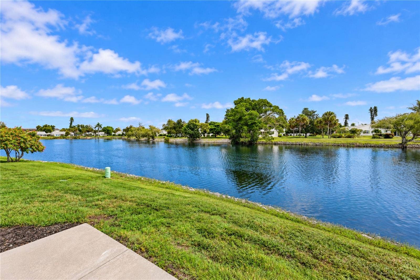 4605 LEXINGTON CIRCLE, Bradenton, FL 34210 4605 LEXINGTON CIRCLE, Bradenton, FL 34210