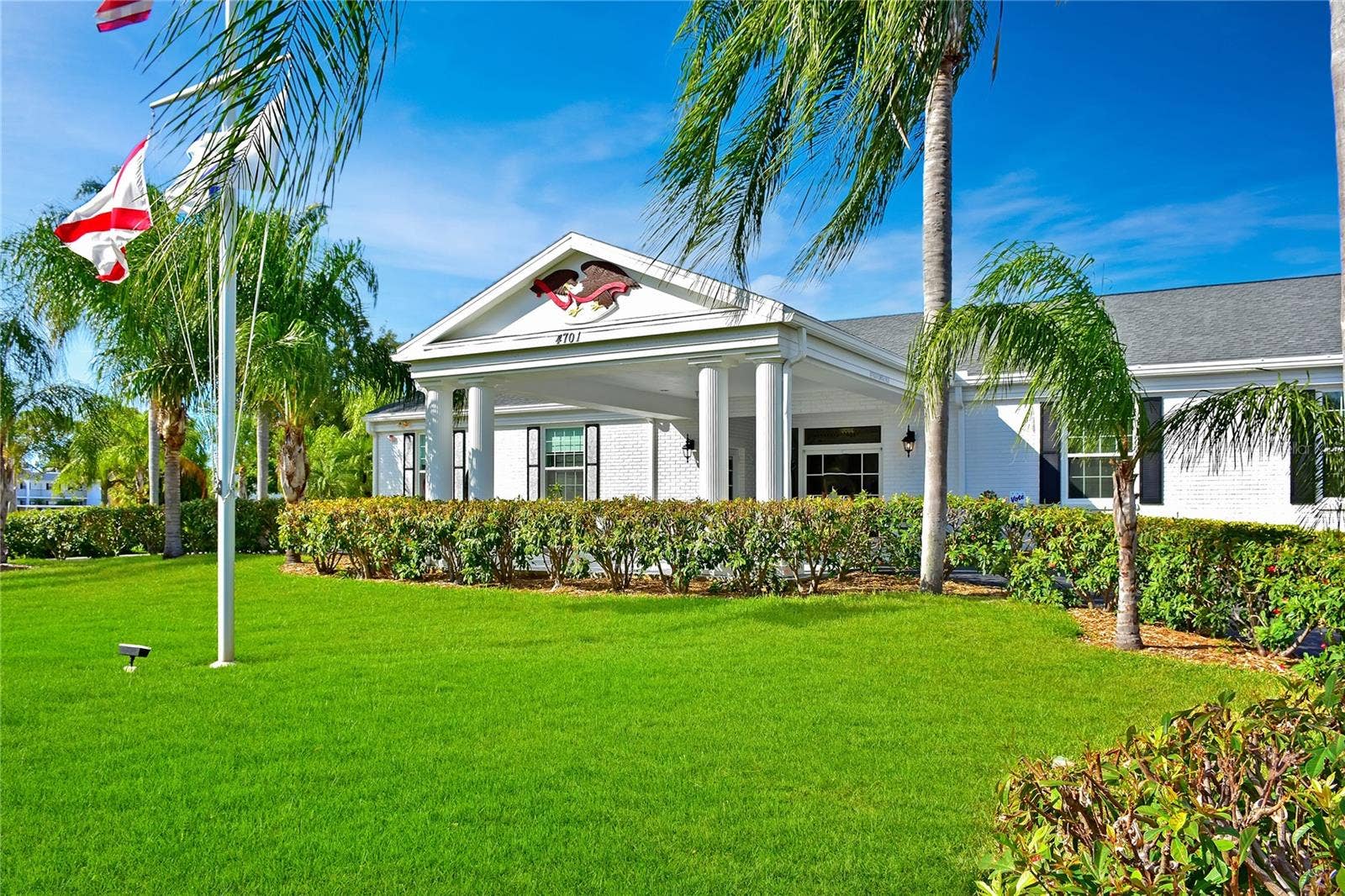 4605 LEXINGTON CIRCLE, Bradenton, FL 34210 Mt Vernon clubhouse entrance