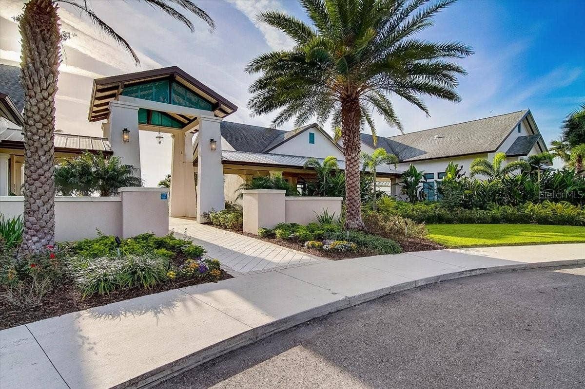 11103 SPRING POINT CIRCLE, Riverview, FL 33579