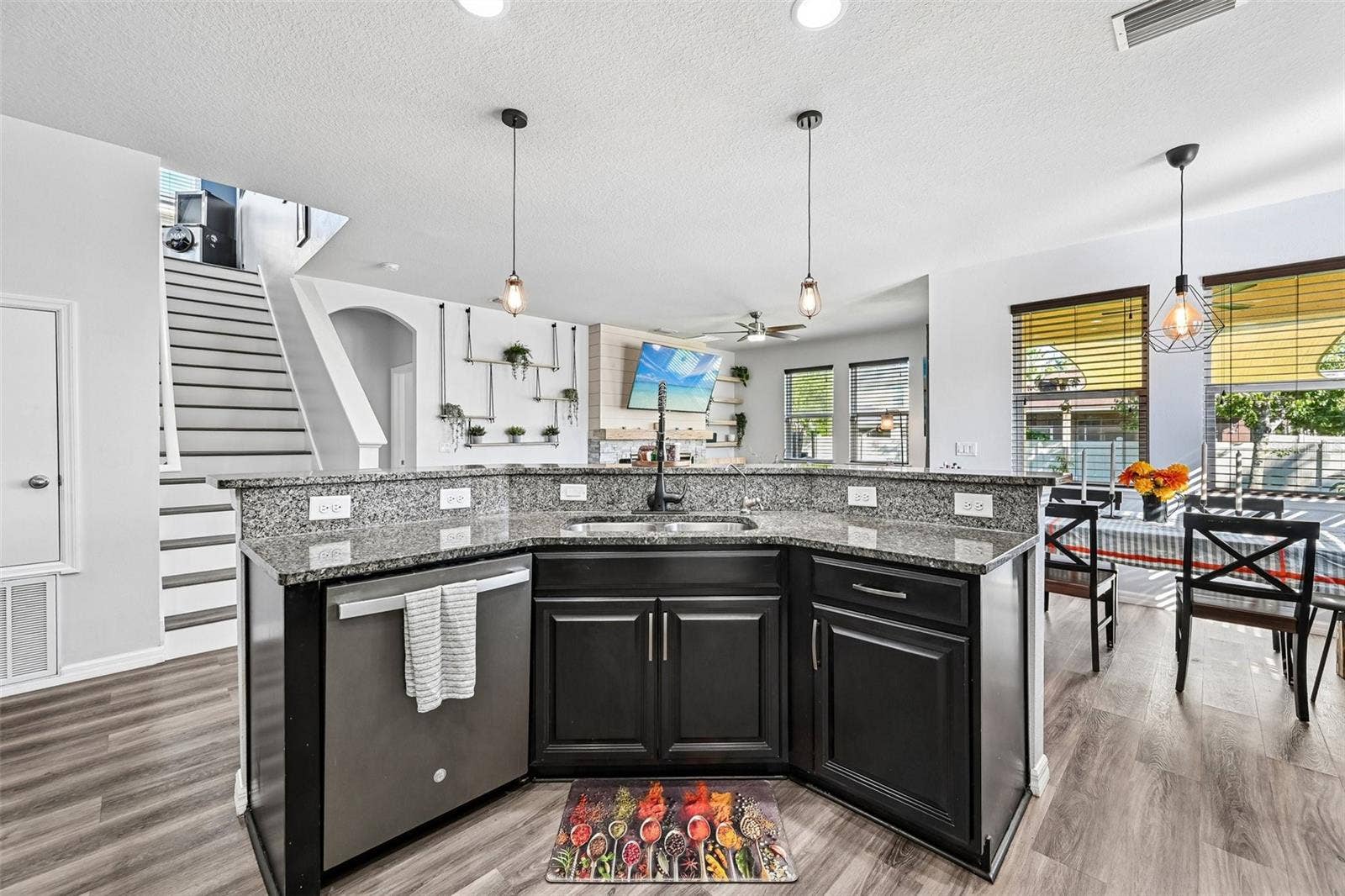 11103 SPRING POINT CIRCLE, Riverview, FL 33579