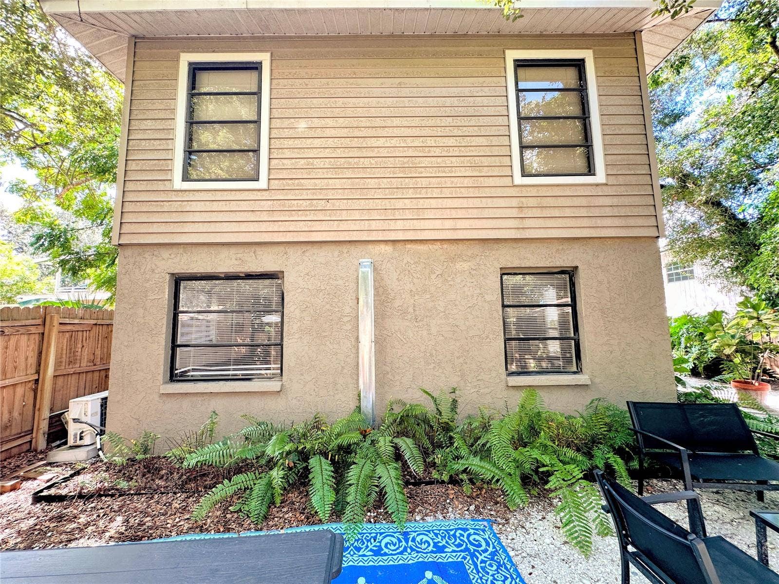 4711 HOLLINGSWORTH AVENUE, Sarasota, FL 34233 4711 HOLLINGSWORTH AVENUE, Sarasota, FL 34233