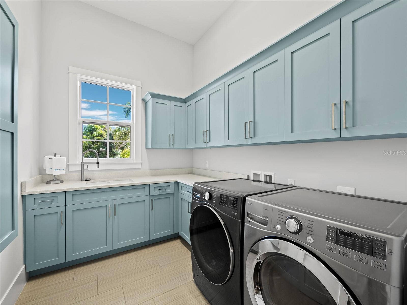 7200 MELALEUCA WAY, Sarasota, FL 34242 7200 MELALEUCA WAY, Sarasota, FL 34242