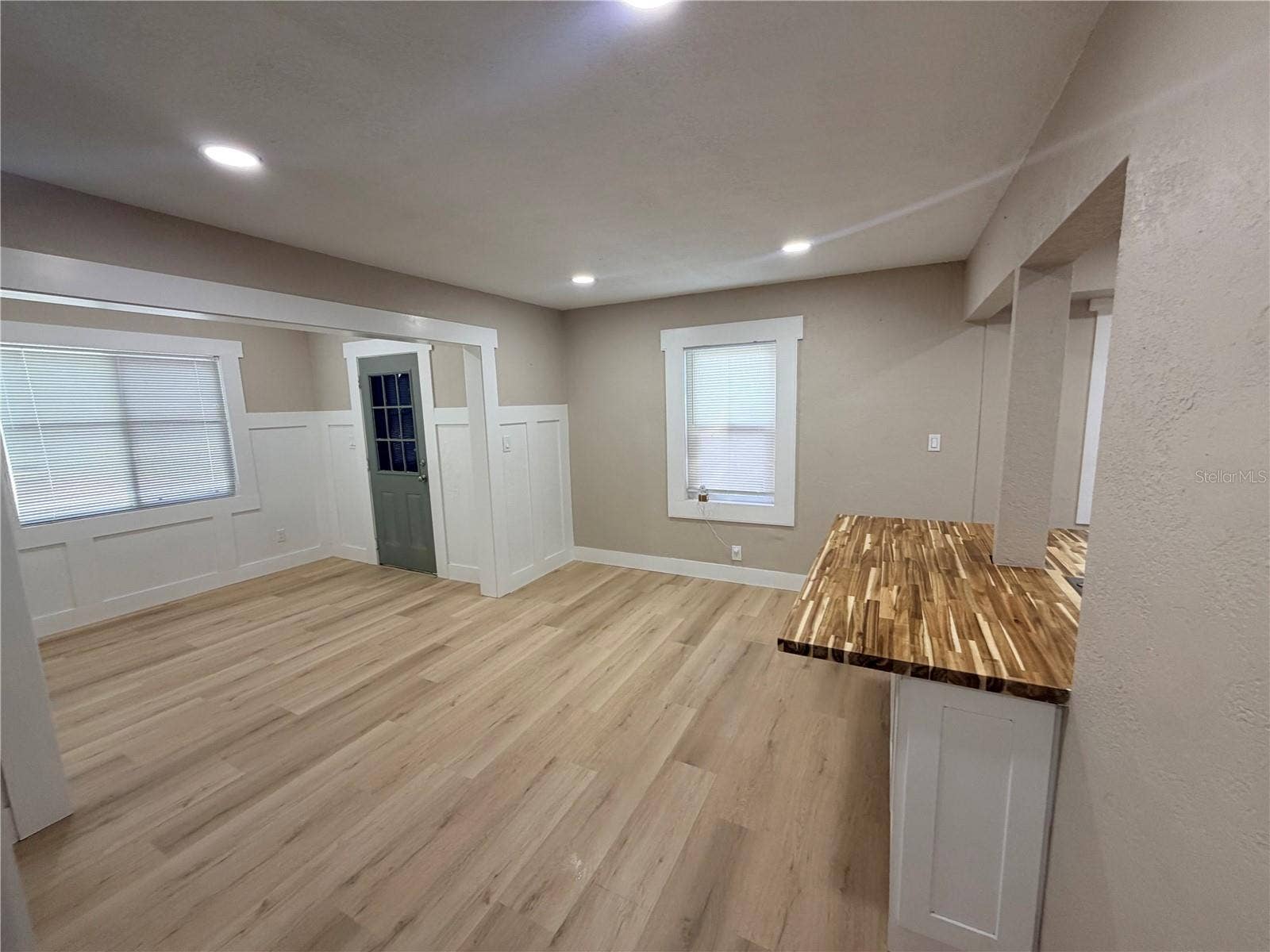 1617 43RD STREET S, St Petersburg, FL 33711