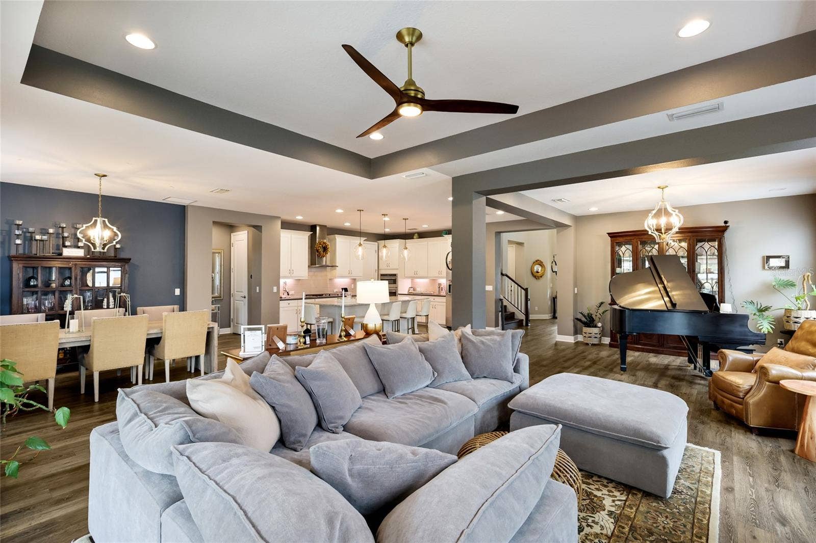 2210 WOODLEAF HAMMOCK COURT, Lakewood Ranch, FL 34211 2210 WOODLEAF HAMMOCK COURT, Lakewood Ranch, FL 34211