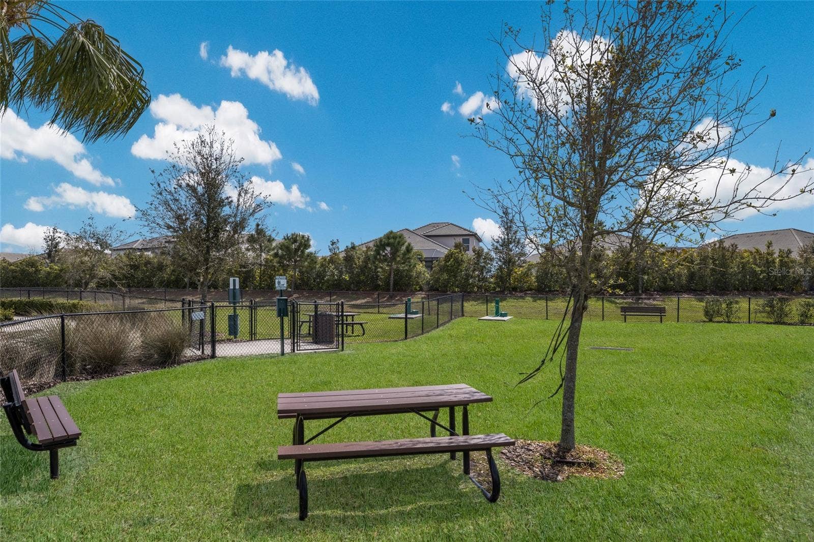 2210 WOODLEAF HAMMOCK COURT, Lakewood Ranch, FL 34211 2210 WOODLEAF HAMMOCK COURT, Lakewood Ranch, FL 34211