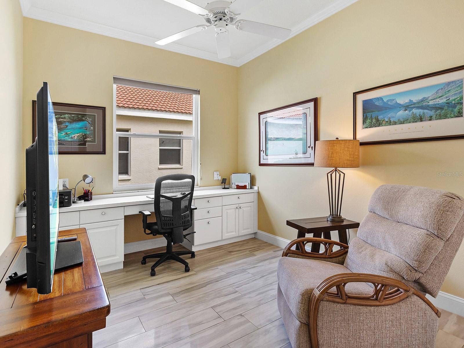 5948 SANDSTONE AVENUE, Sarasota, FL 34243 5948 SANDSTONE AVENUE, Sarasota, FL 34243