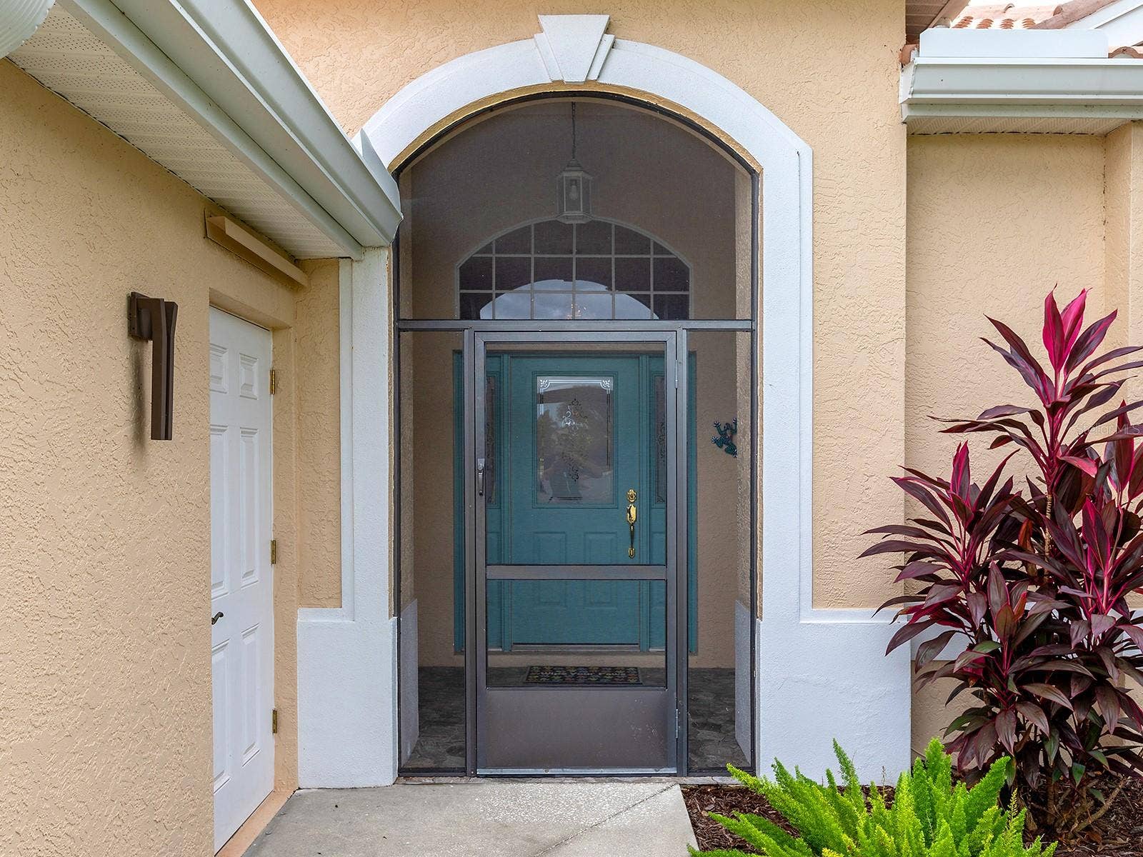 5948 SANDSTONE AVENUE, Sarasota, FL 34243 5948 SANDSTONE AVENUE, Sarasota, FL 34243