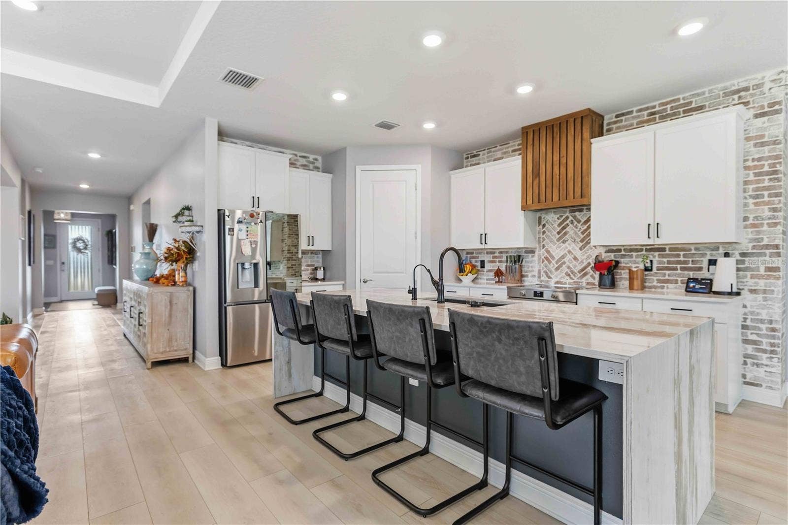 17604 BARLEY DRIVE, Lakewood Ranch, FL 34211 17604 BARLEY DRIVE, Lakewood Ranch, FL 34211