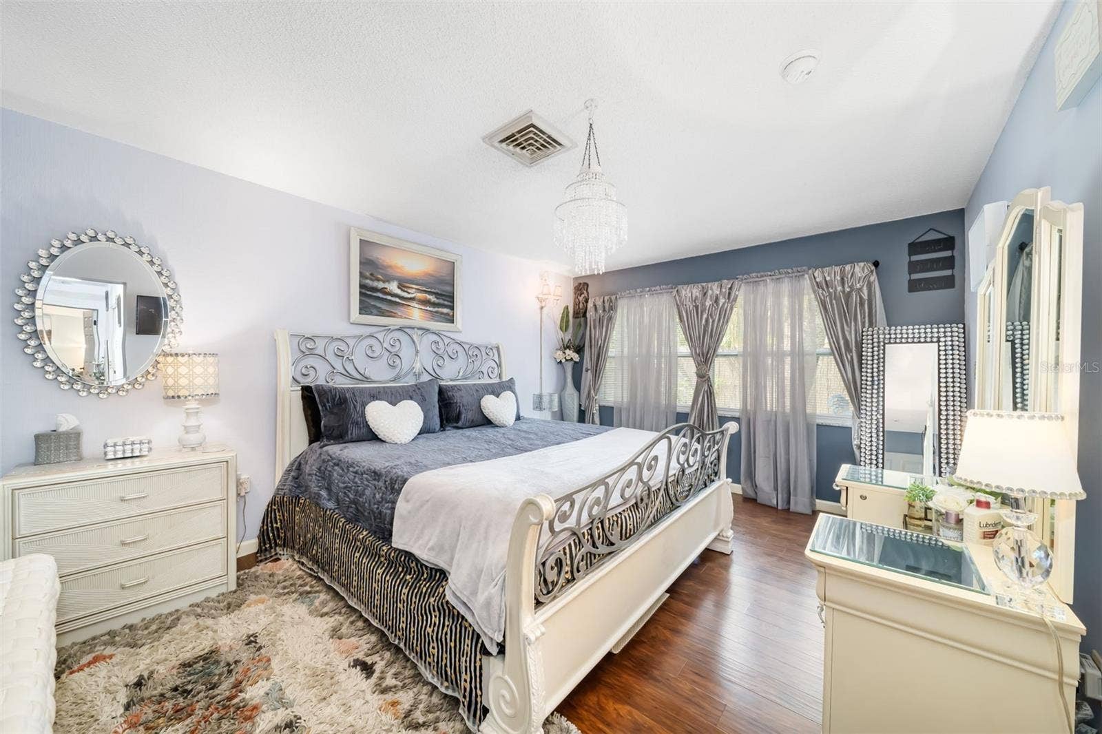 7236 LAS CASAS DR, Sarasota, FL 34243 7236 LAS CASAS DR, Sarasota, FL 34243