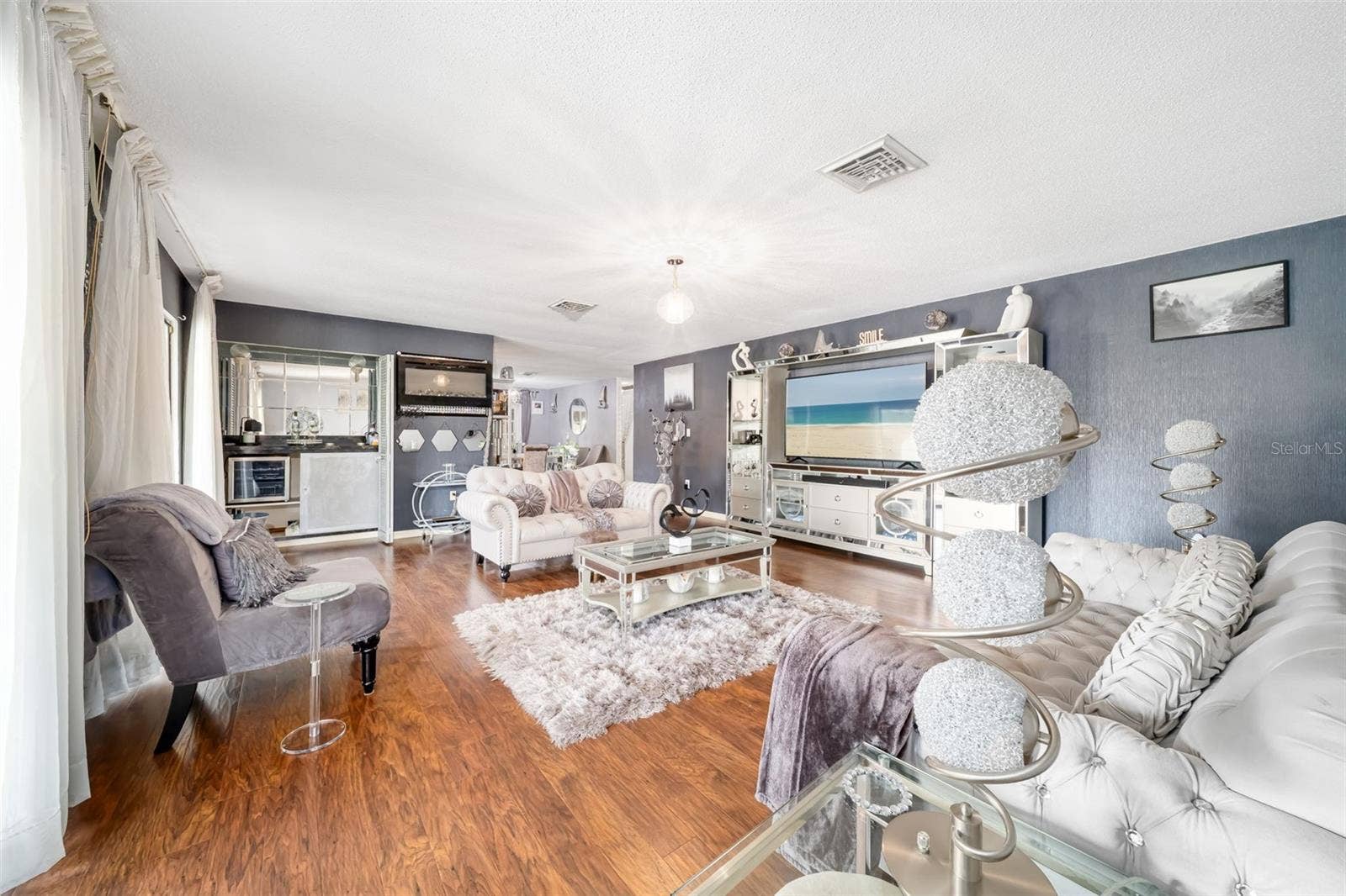 7236 LAS CASAS DR, Sarasota, FL 34243 7236 LAS CASAS DR, Sarasota, FL 34243
