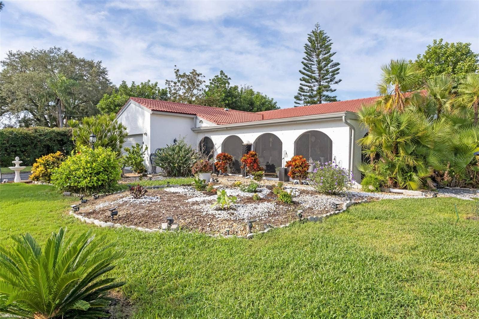7236 LAS CASAS DR, Sarasota, FL 34243 7236 LAS CASAS DR, Sarasota, FL 34243