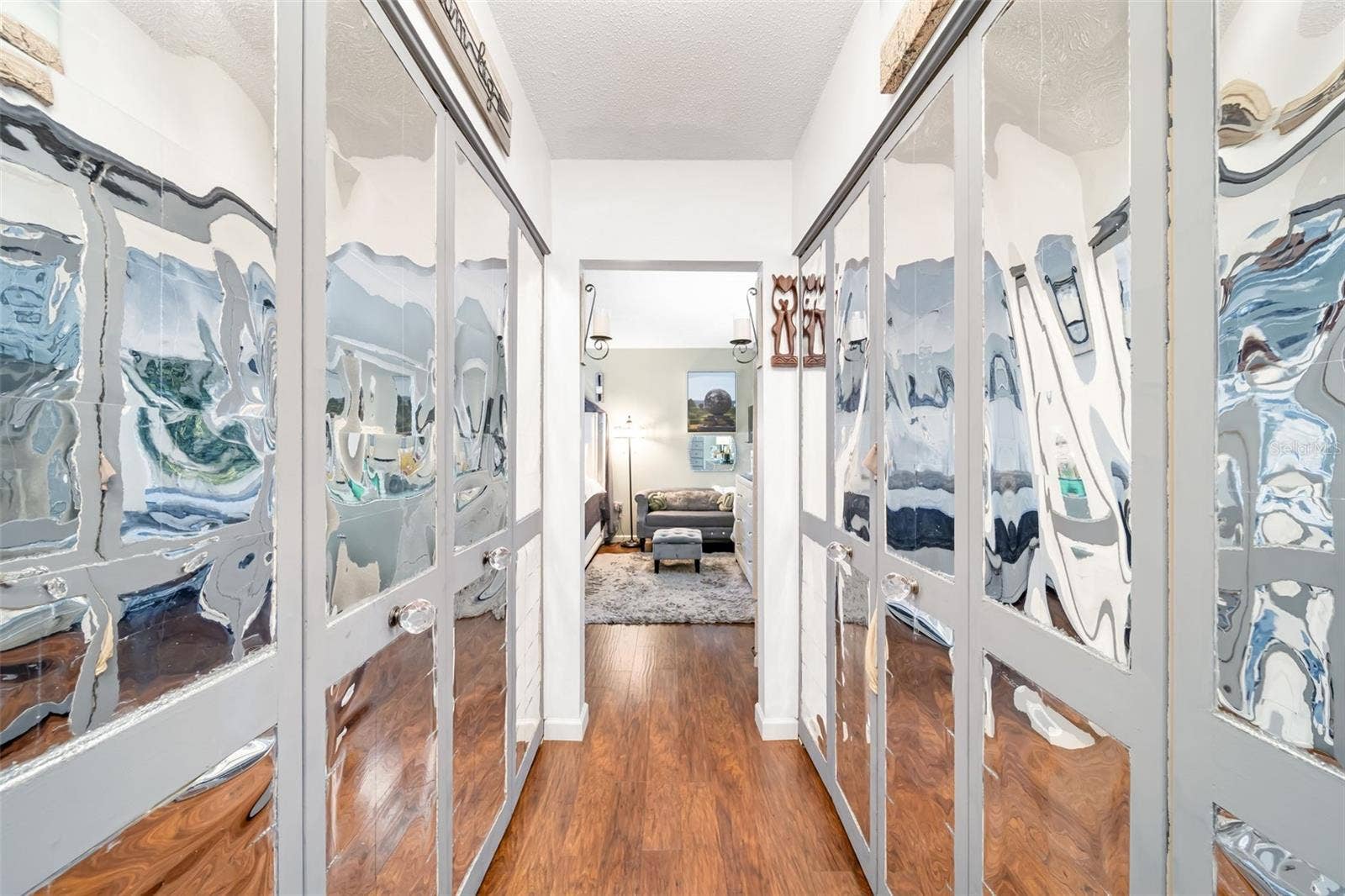 7236 LAS CASAS DR, Sarasota, FL 34243 7236 LAS CASAS DR, Sarasota, FL 34243