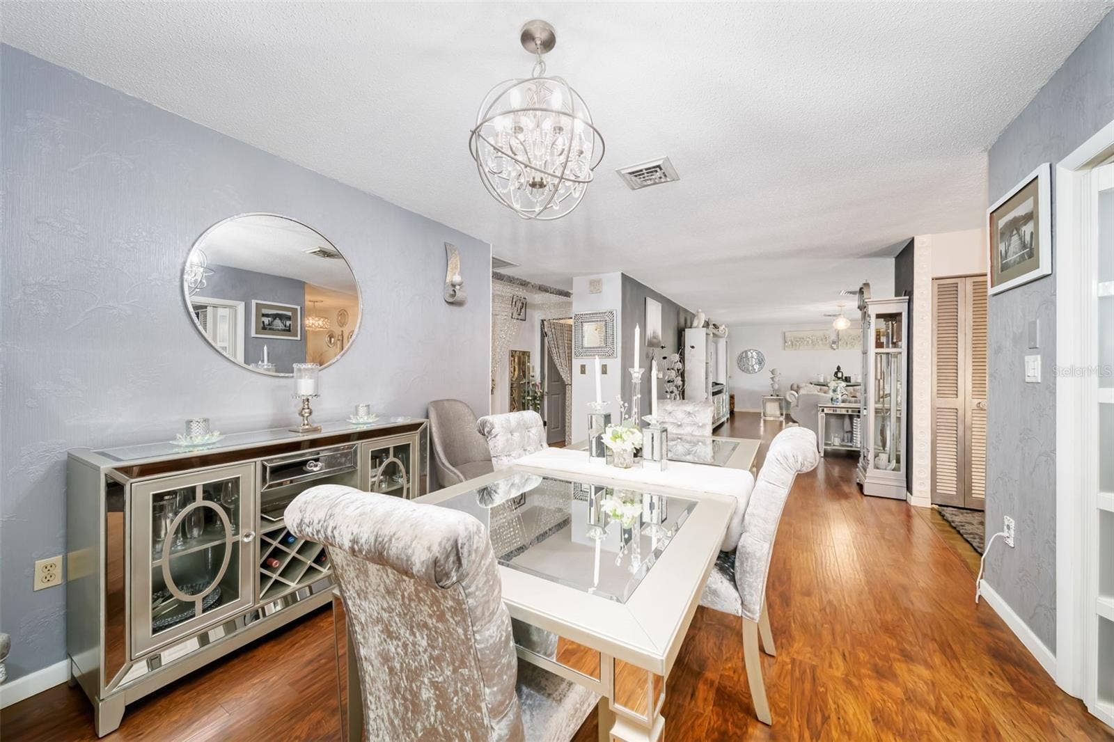 7236 LAS CASAS DR, Sarasota, FL 34243 7236 LAS CASAS DR, Sarasota, FL 34243