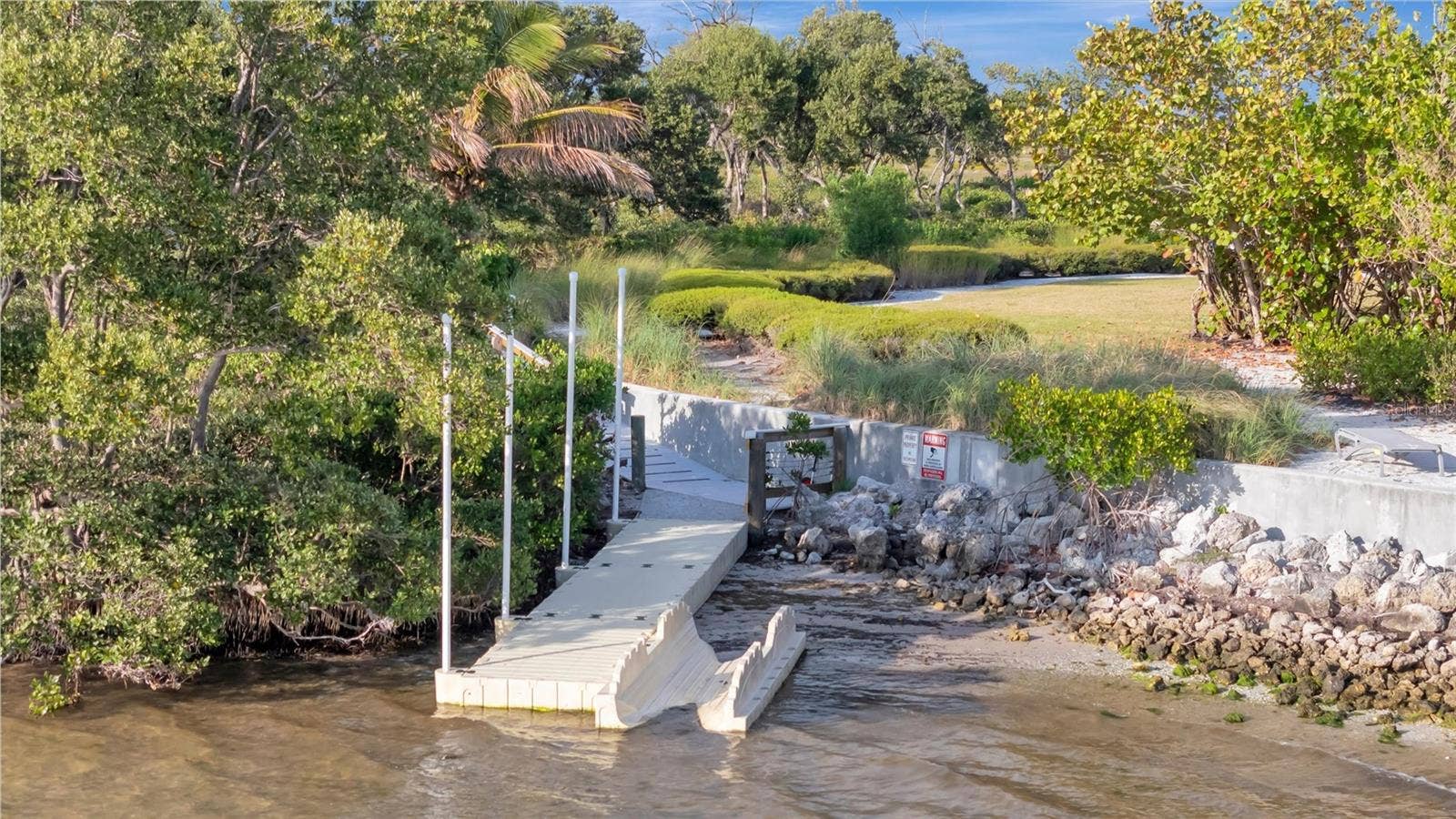291 COMPASS POINT DRIVE, #201, Bradenton, FL 34209 291 COMPASS POINT DRIVE, #201, Bradenton, FL 34209