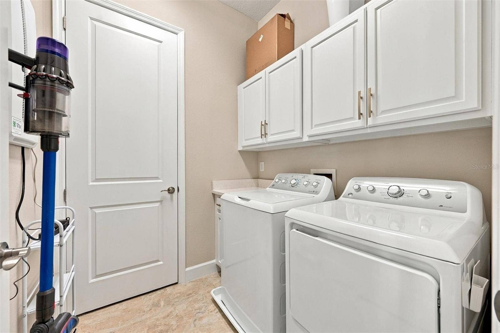 291 COMPASS POINT DRIVE, #201, Bradenton, FL 34209 291 COMPASS POINT DRIVE, #201, Bradenton, FL 34209