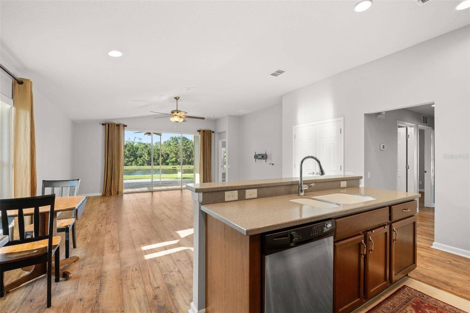 5902 106TH TERRACE E, Parrish, FL 34219 Kitchen