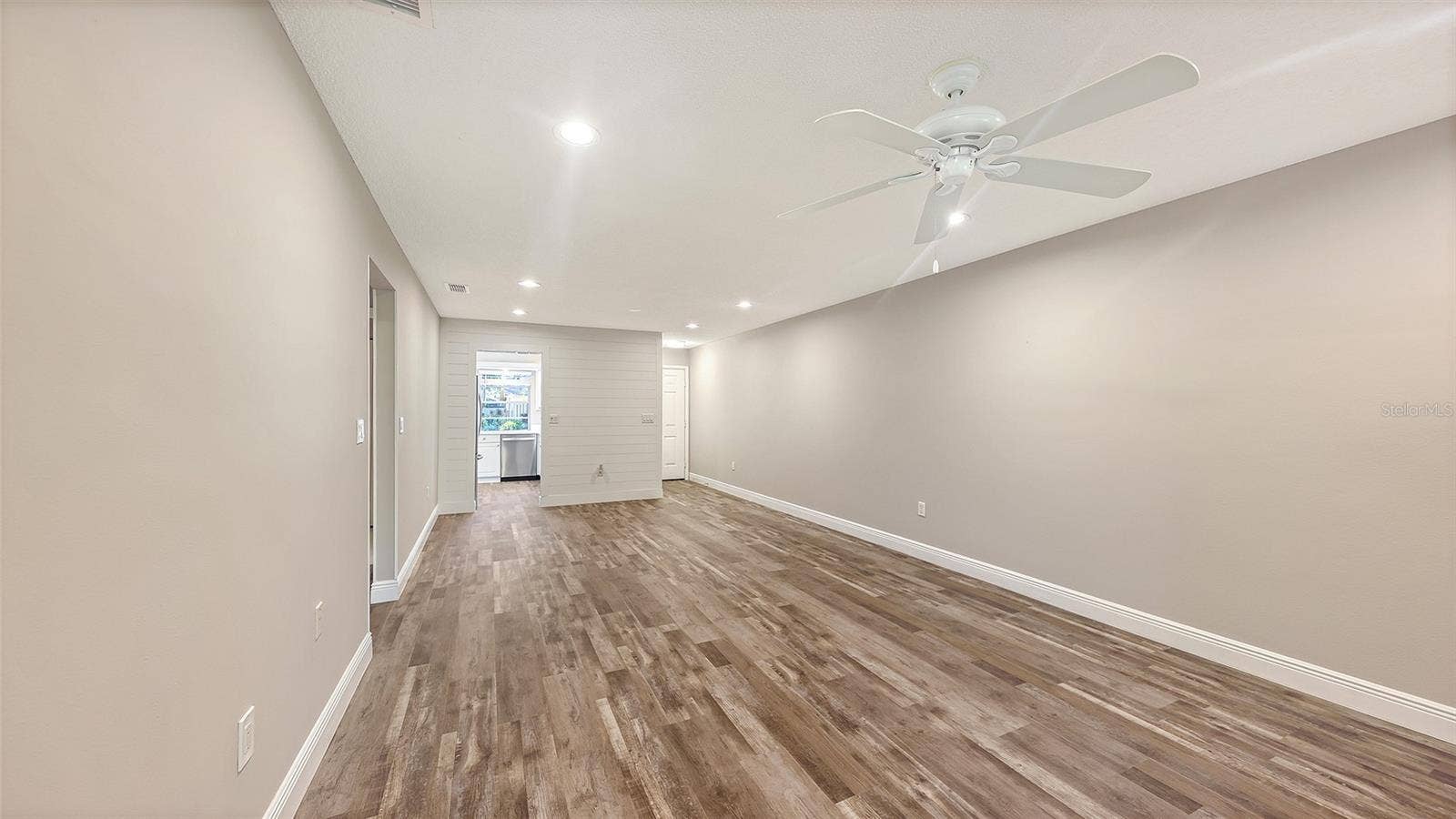 1209 TALLYWOOD DRIVE, #7005, Sarasota, FL 34237 1209 TALLYWOOD DRIVE, #7005, Sarasota, FL 34237