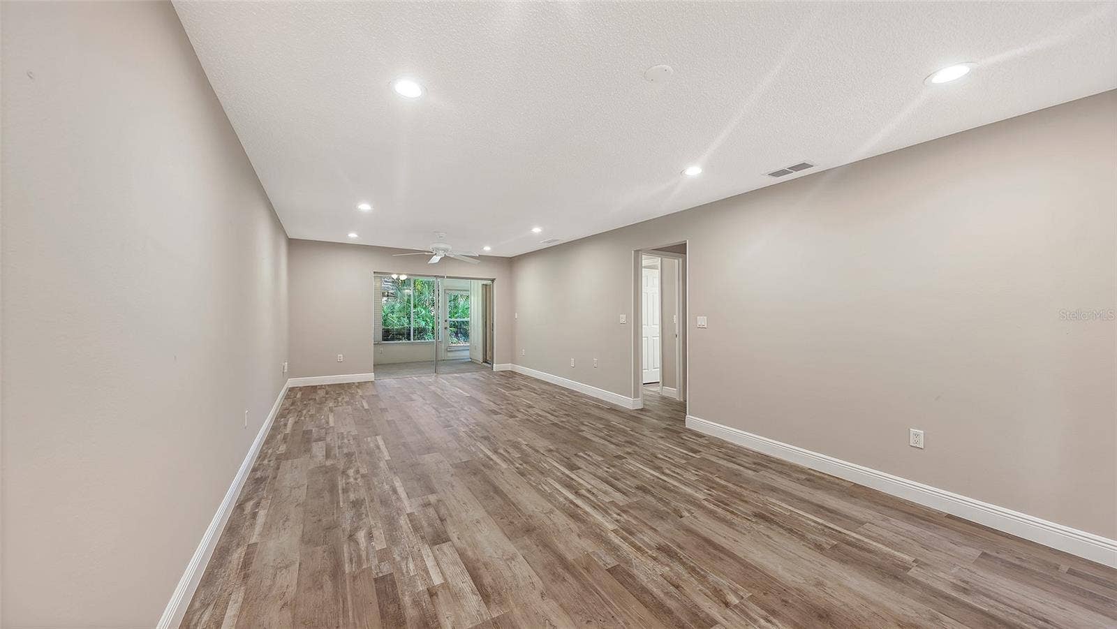 1209 TALLYWOOD DRIVE, #7005, Sarasota, FL 34237 1209 TALLYWOOD DRIVE, #7005, Sarasota, FL 34237
