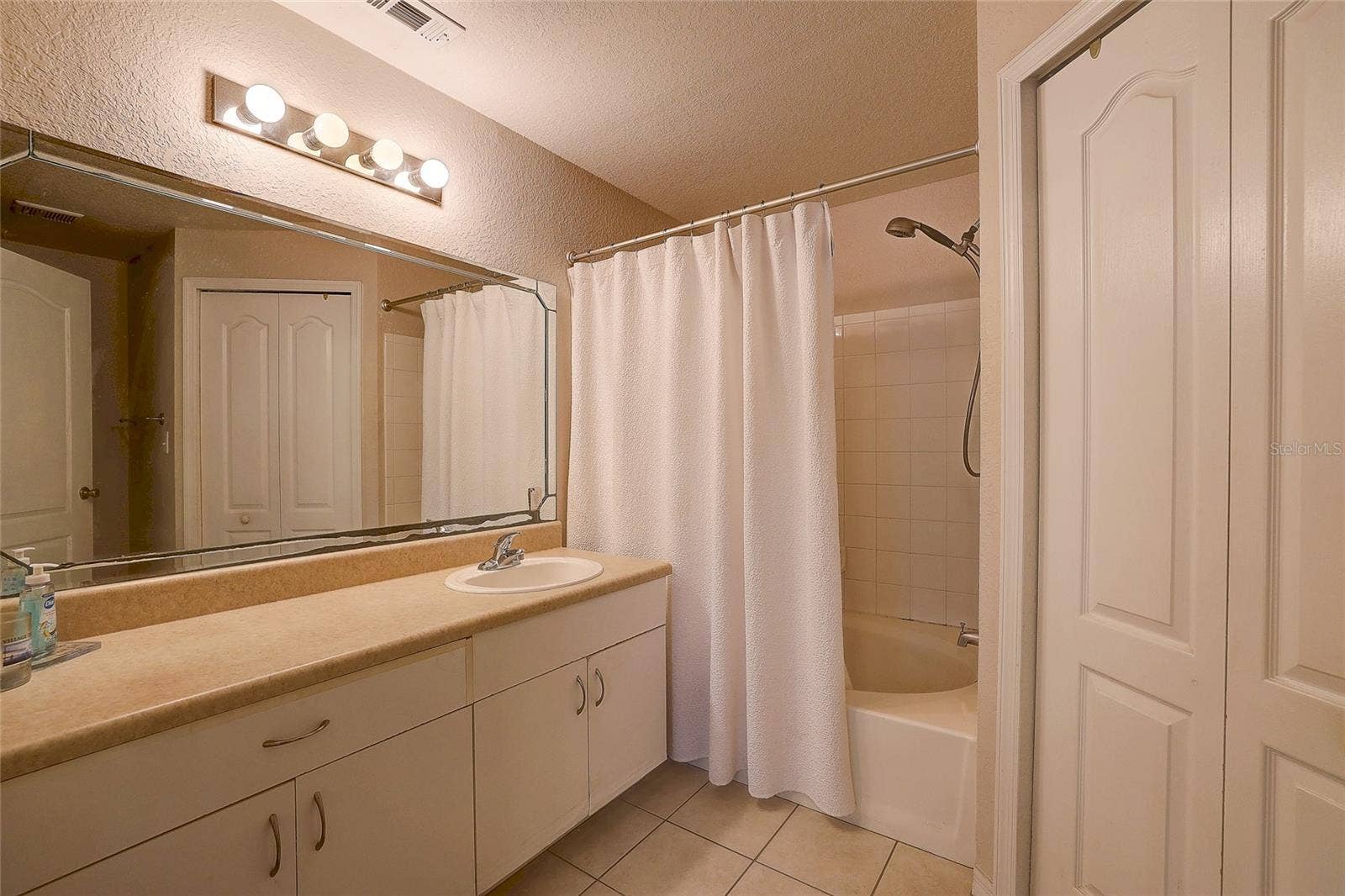 4174 CENTRAL SARASOTA PARKWAY, #212, Sarasota, FL 34238 4174 CENTRAL SARASOTA PARKWAY, #212, Sarasota, FL 34238