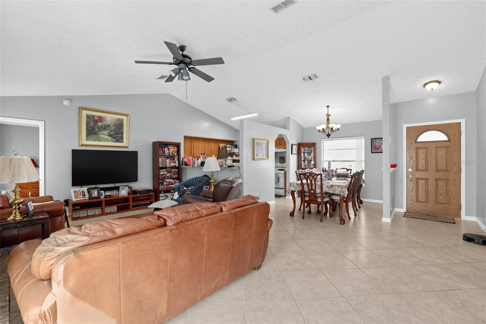 1805 LAKEWIND DRIVE, Brandon, FL 33510 1805 LAKEWIND DRIVE, Brandon, FL 33510