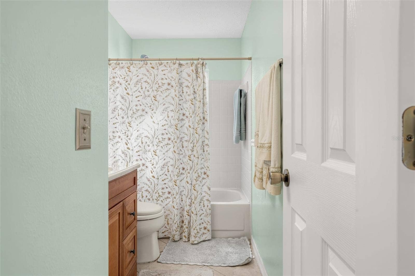 1805 LAKEWIND DRIVE, Brandon, FL 33510 1805 LAKEWIND DRIVE, Brandon, FL 33510