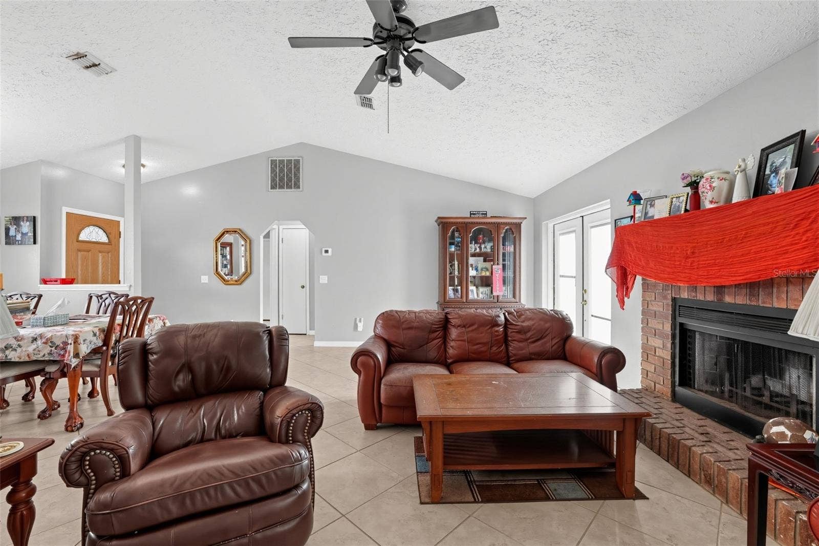 1805 LAKEWIND DRIVE, Brandon, FL 33510 1805 LAKEWIND DRIVE, Brandon, FL 33510