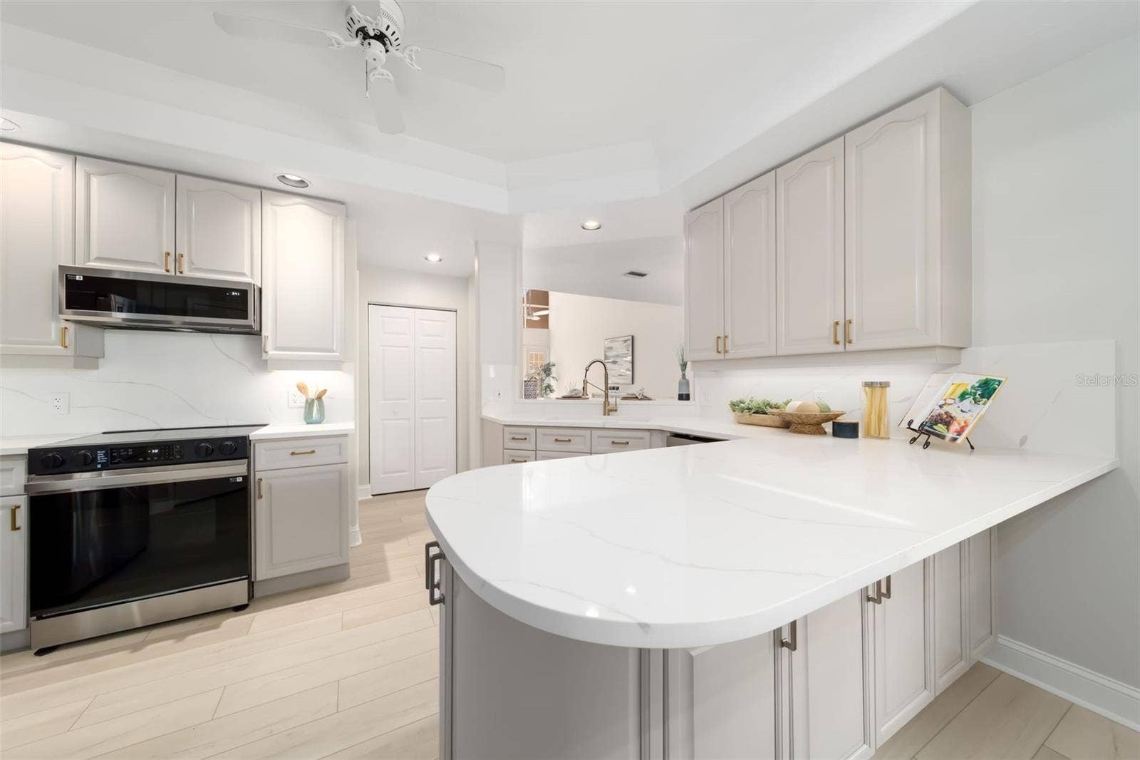 1703 STARLING DRIVE, #1703, Sarasota, FL 34231 Kitchen