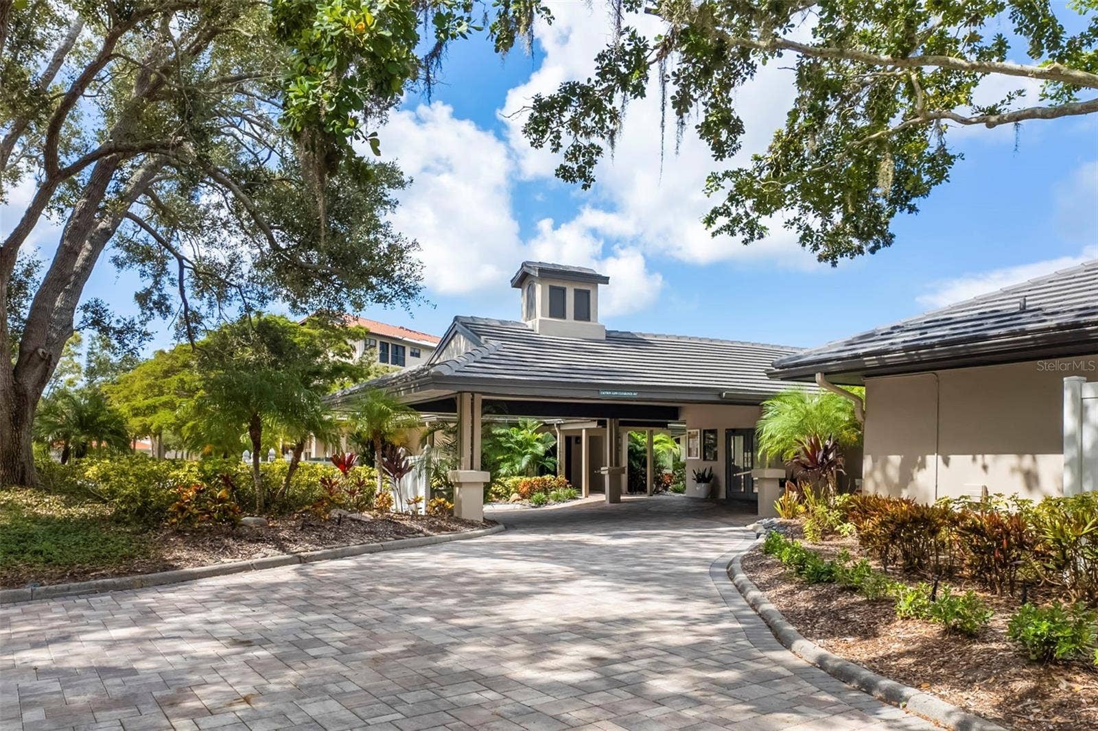 1703 STARLING DRIVE, #1703, Sarasota, FL 34231 Landings Racquet Club