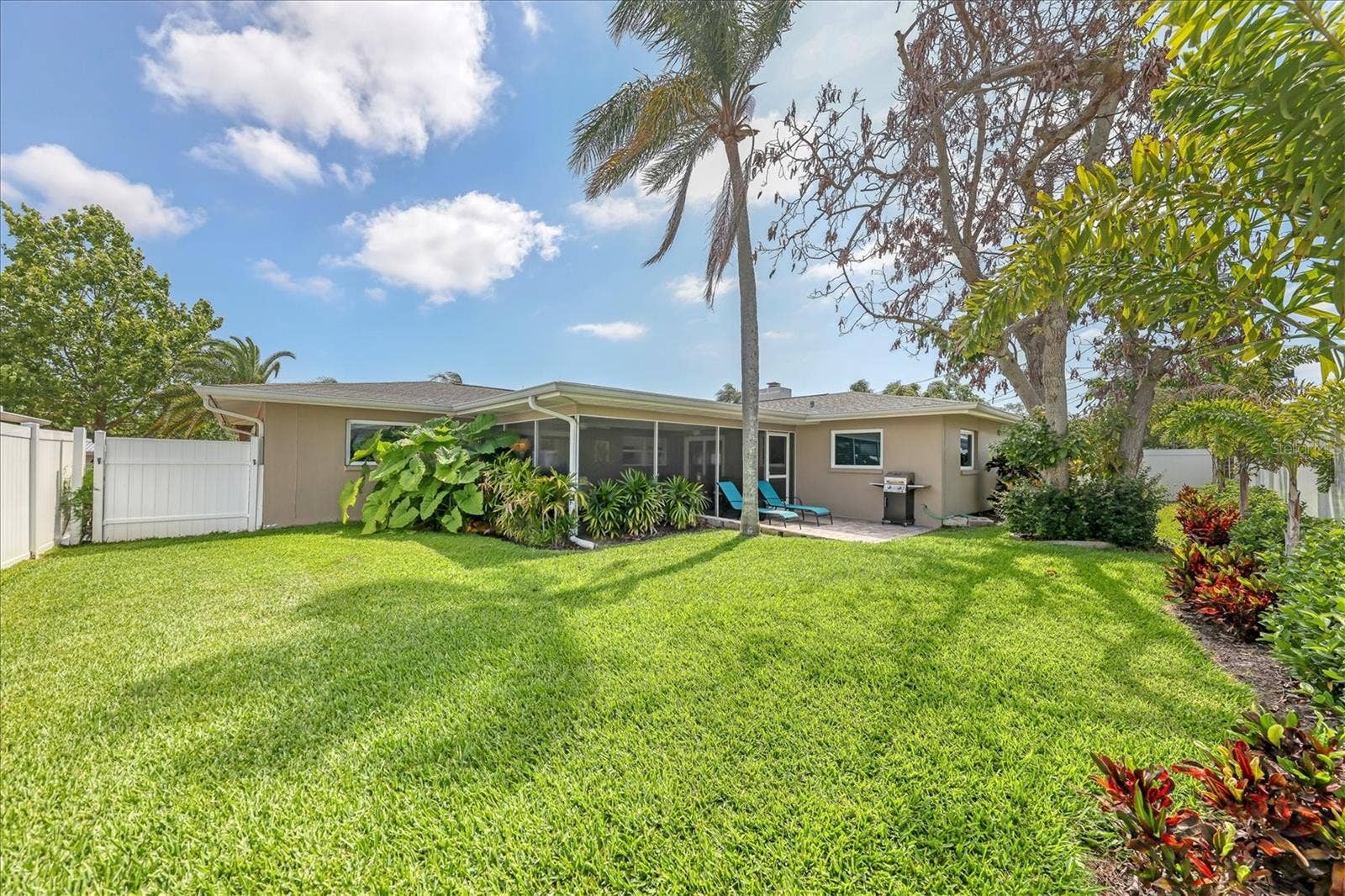3671 AVOCADO ROAD, Largo, FL 33770