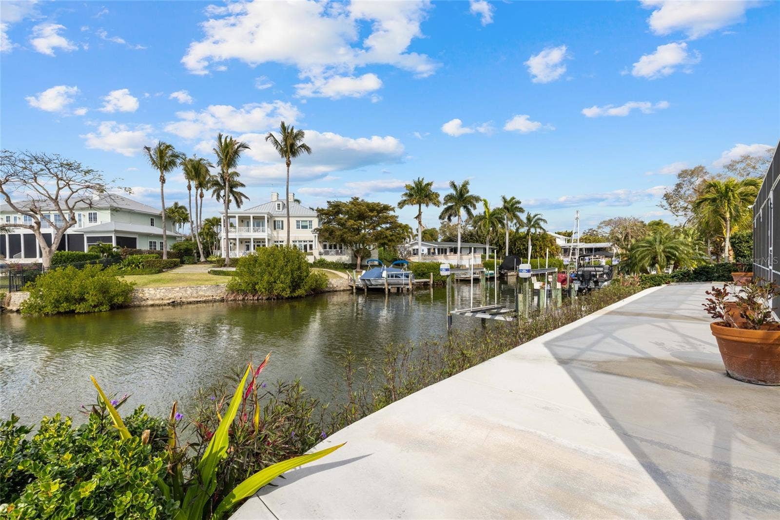 1749 SANDALWOOD DRIVE, Sarasota, FL 34231