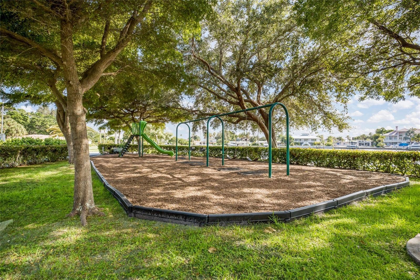 780 INDIAN BEACH CIRCLE, Sarasota, FL 34234 780 INDIAN BEACH CIRCLE, Sarasota, FL 34234