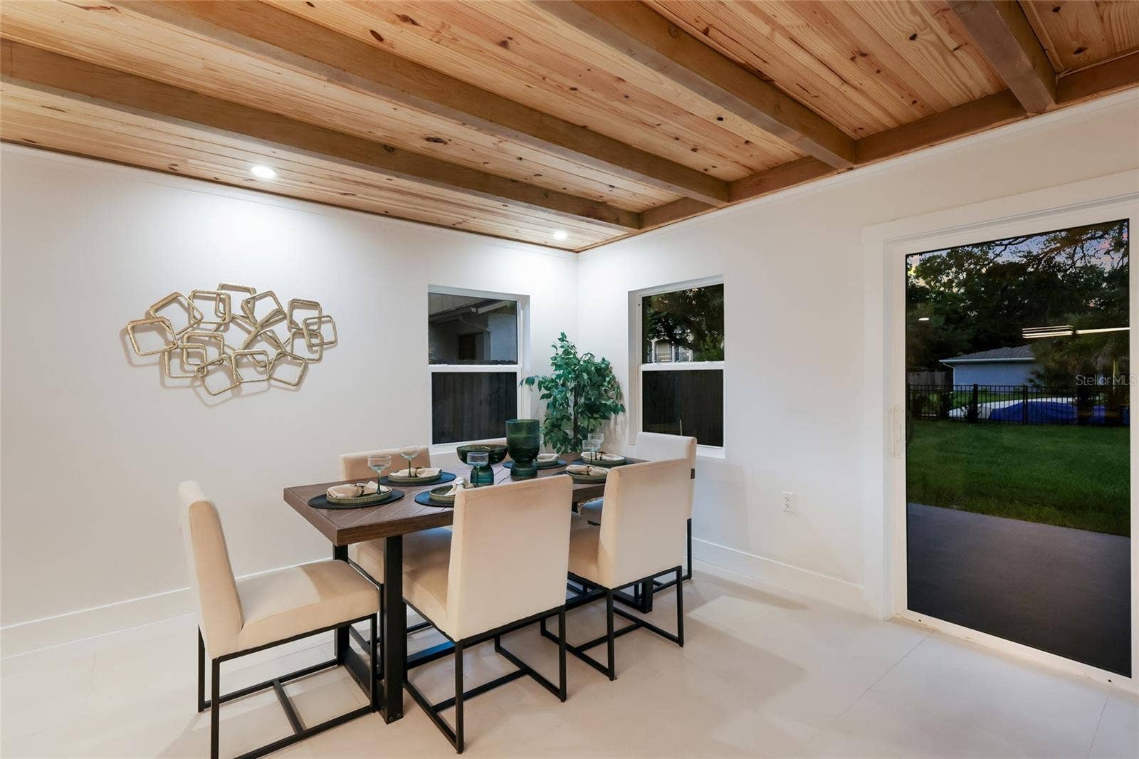 780 INDIAN BEACH CIRCLE, Sarasota, FL 34234 780 INDIAN BEACH CIRCLE, Sarasota, FL 34234