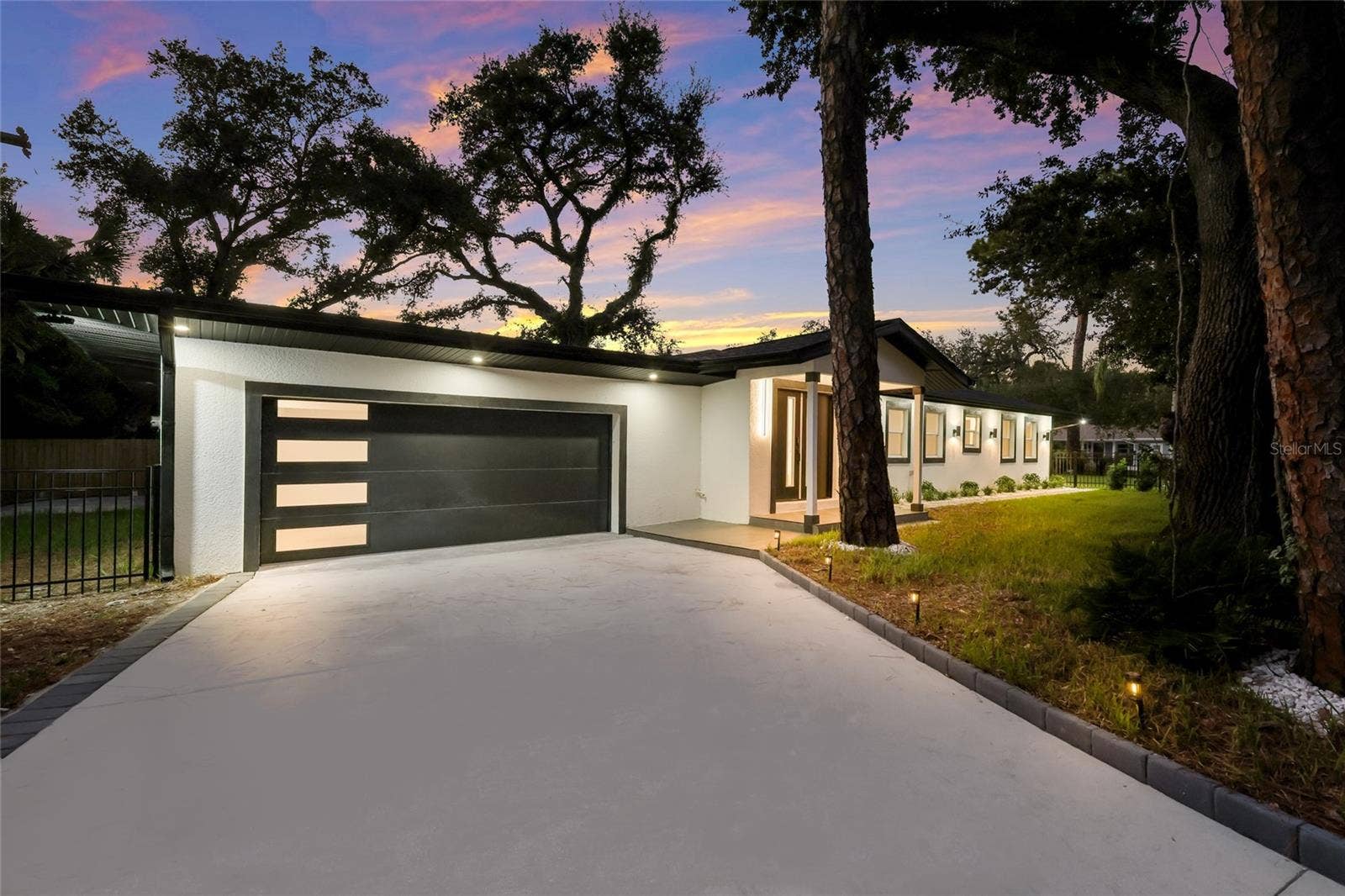 780 INDIAN BEACH CIRCLE, Sarasota, FL 34234 780 INDIAN BEACH CIRCLE, Sarasota, FL 34234
