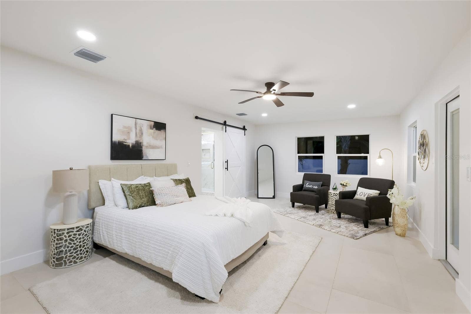 780 INDIAN BEACH CIRCLE, Sarasota, FL 34234 780 INDIAN BEACH CIRCLE, Sarasota, FL 34234