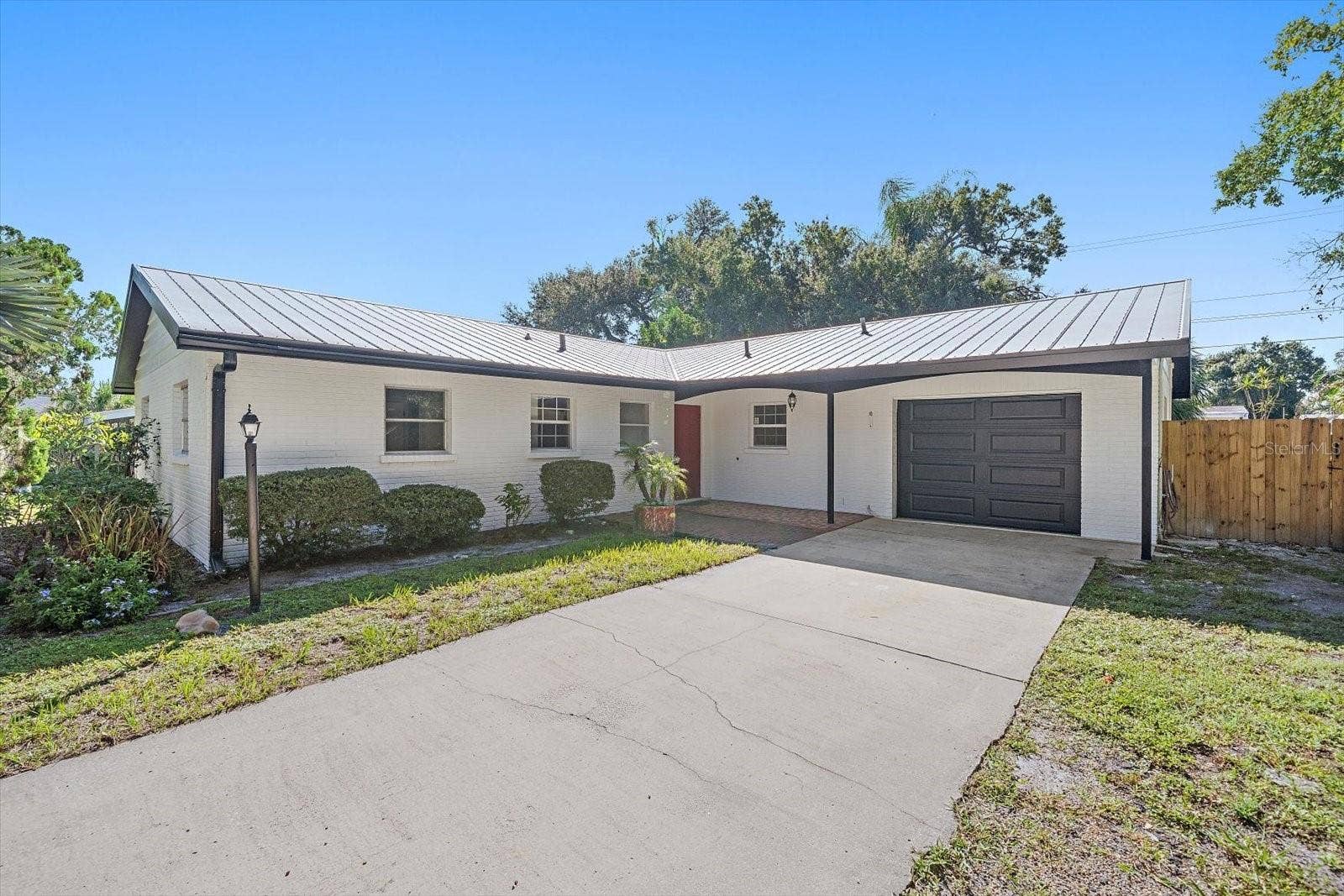 3372 WEBBER STREET, Sarasota, FL 34239 3372 WEBBER STREET, Sarasota, FL 34239