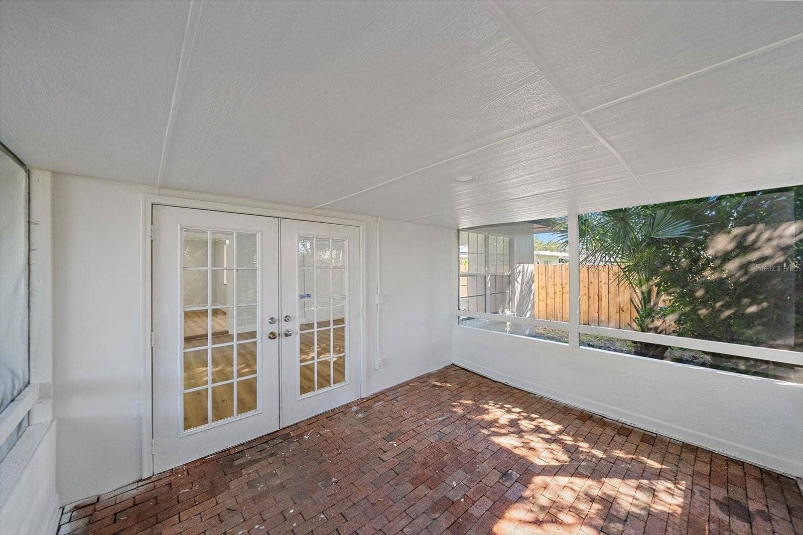 3372 WEBBER STREET, Sarasota, FL 34239 3372 WEBBER STREET, Sarasota, FL 34239
