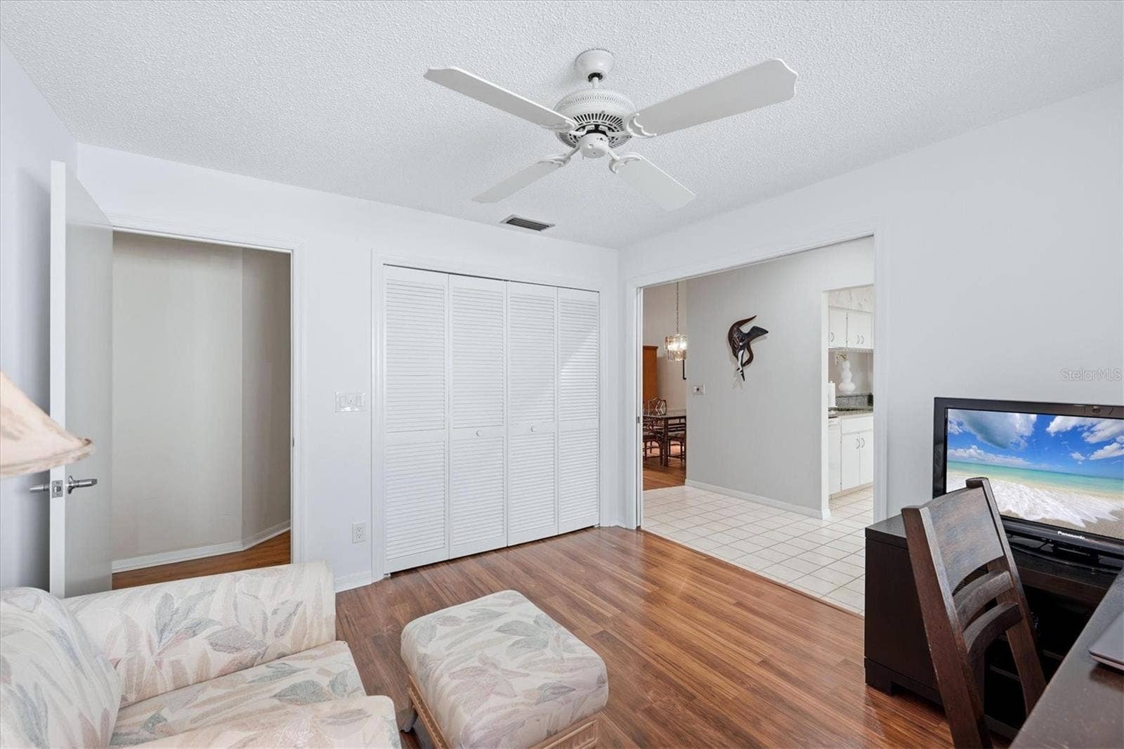 3981 WILSHIRE CIRCLE E, #195, Sarasota, FL 34238 3981 WILSHIRE CIRCLE E, #195, Sarasota, FL 34238