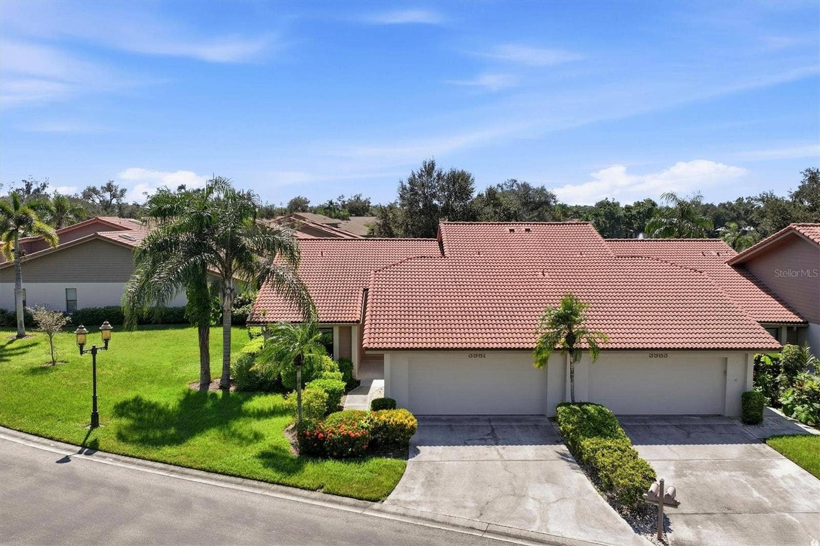 3981 WILSHIRE CIRCLE E, #195, Sarasota, FL 34238 3981 WILSHIRE CIRCLE E, #195, Sarasota, FL 34238