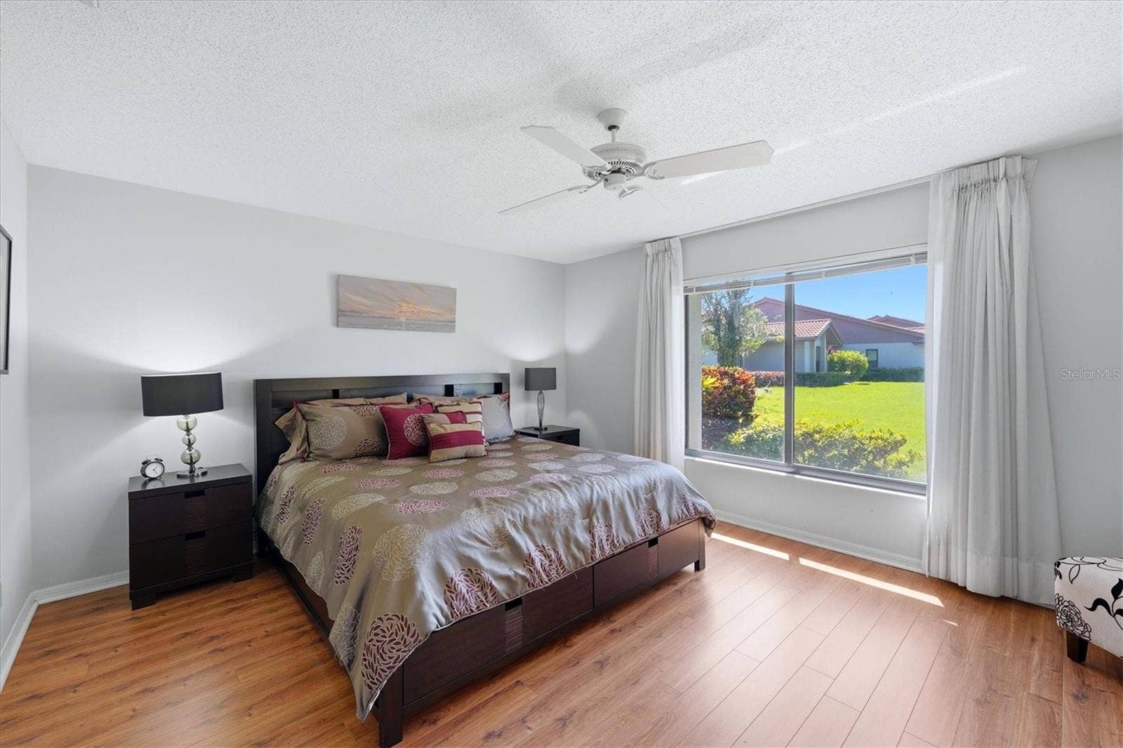 3981 WILSHIRE CIRCLE E, #195, Sarasota, FL 34238 3981 WILSHIRE CIRCLE E, #195, Sarasota, FL 34238