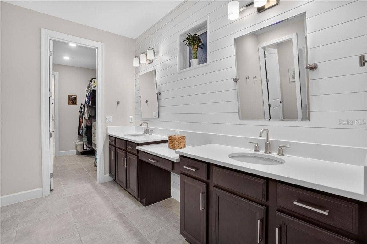 4725 CRESTPOINT WAY, Palmetto, FL 34221 4725 CRESTPOINT WAY, Palmetto, FL 34221