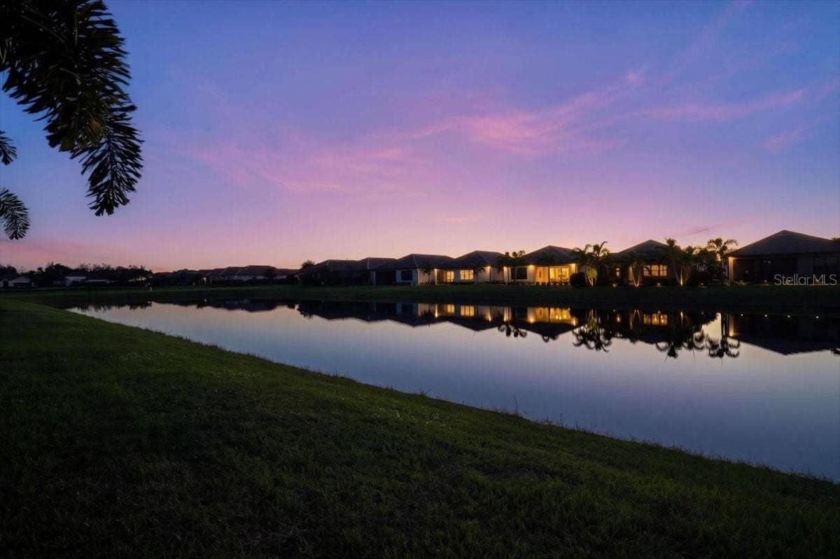 4725 CRESTPOINT WAY, Palmetto, FL 34221 4725 CRESTPOINT WAY, Palmetto, FL 34221