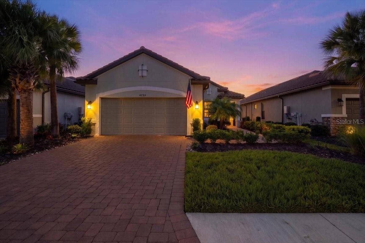 4725 CRESTPOINT WAY, Palmetto, FL 34221 4725 CRESTPOINT WAY, Palmetto, FL 34221