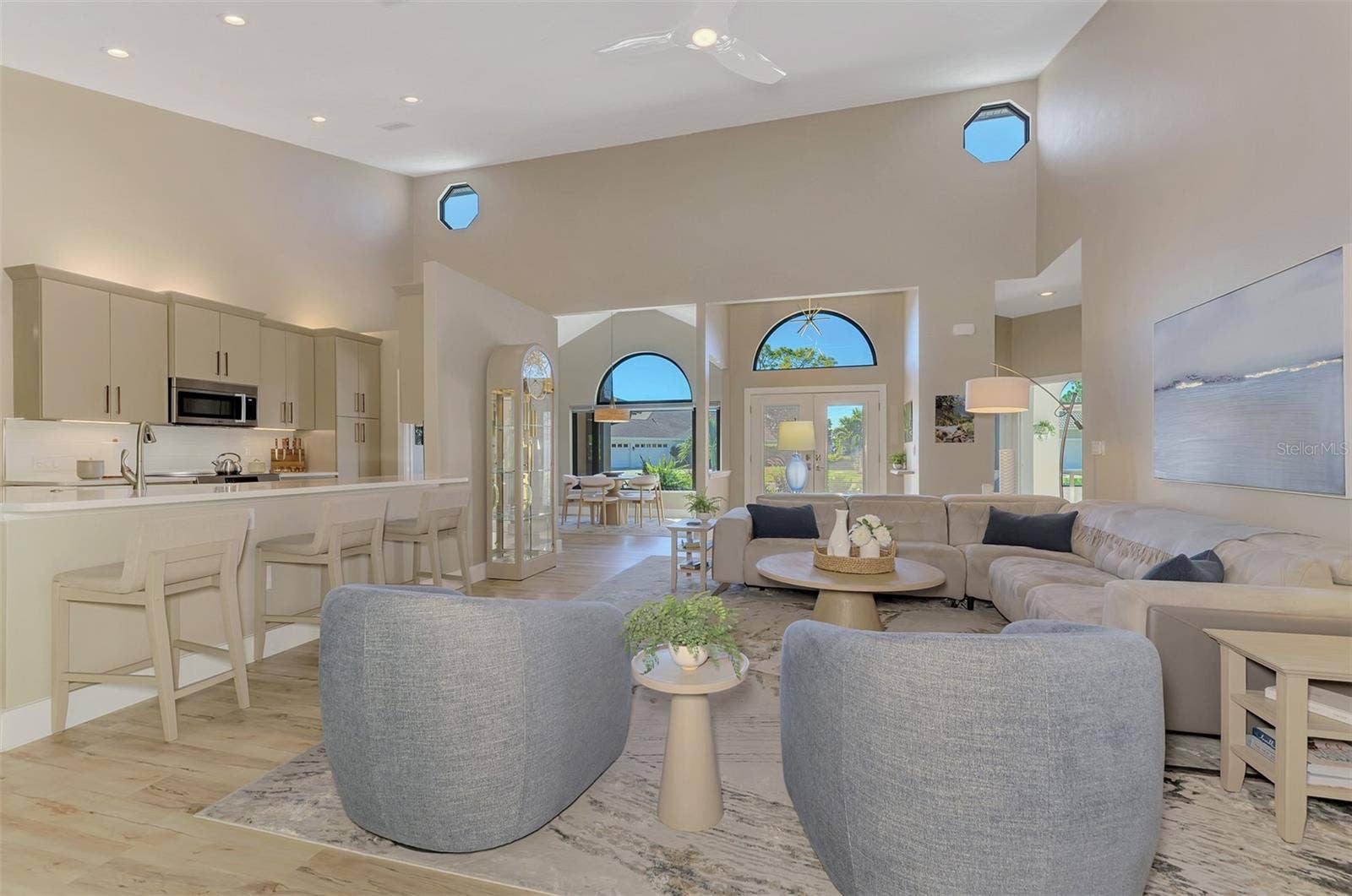 4735 WHITE TAIL LANE, Sarasota, FL 34238 4735 WHITE TAIL LANE, Sarasota, FL 34238