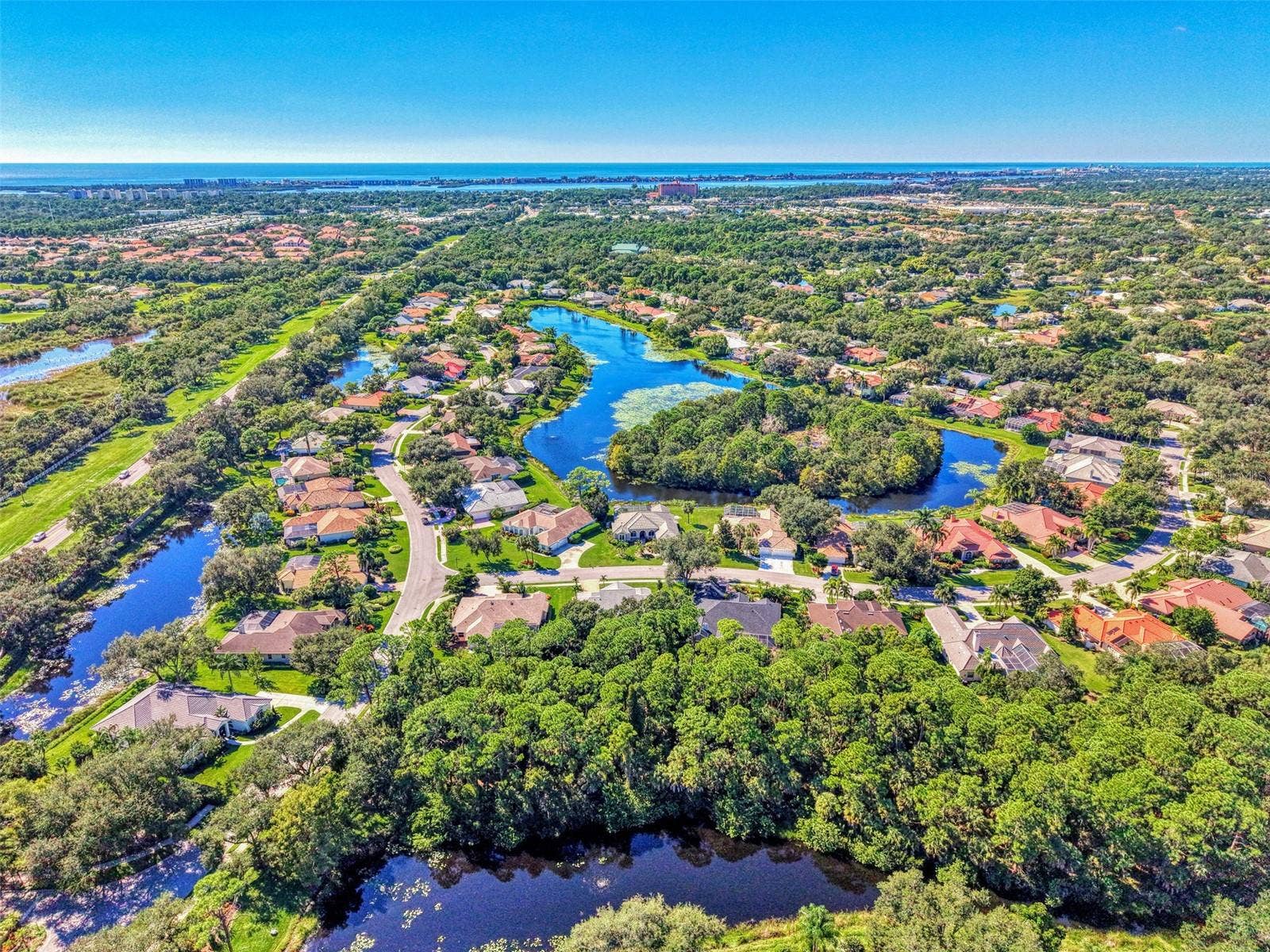 4735 WHITE TAIL LANE, Sarasota, FL 34238 4735 WHITE TAIL LANE, Sarasota, FL 34238