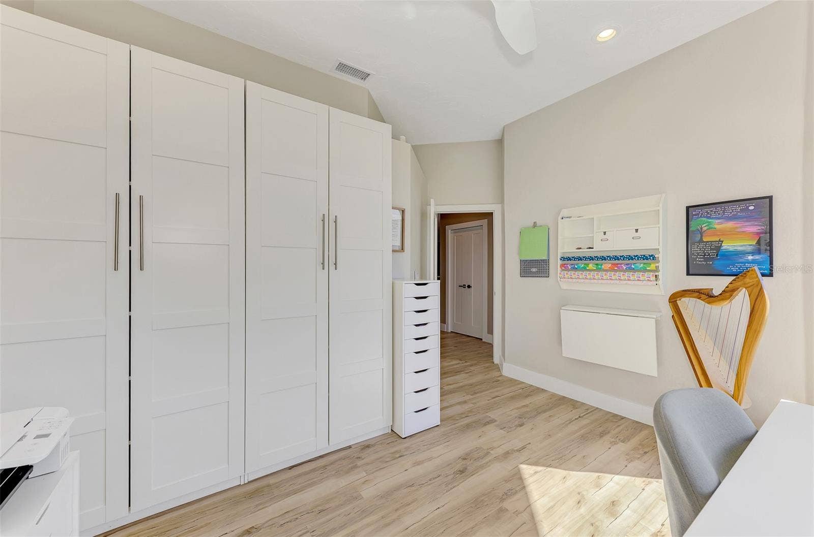 4735 WHITE TAIL LANE, Sarasota, FL 34238 4735 WHITE TAIL LANE, Sarasota, FL 34238