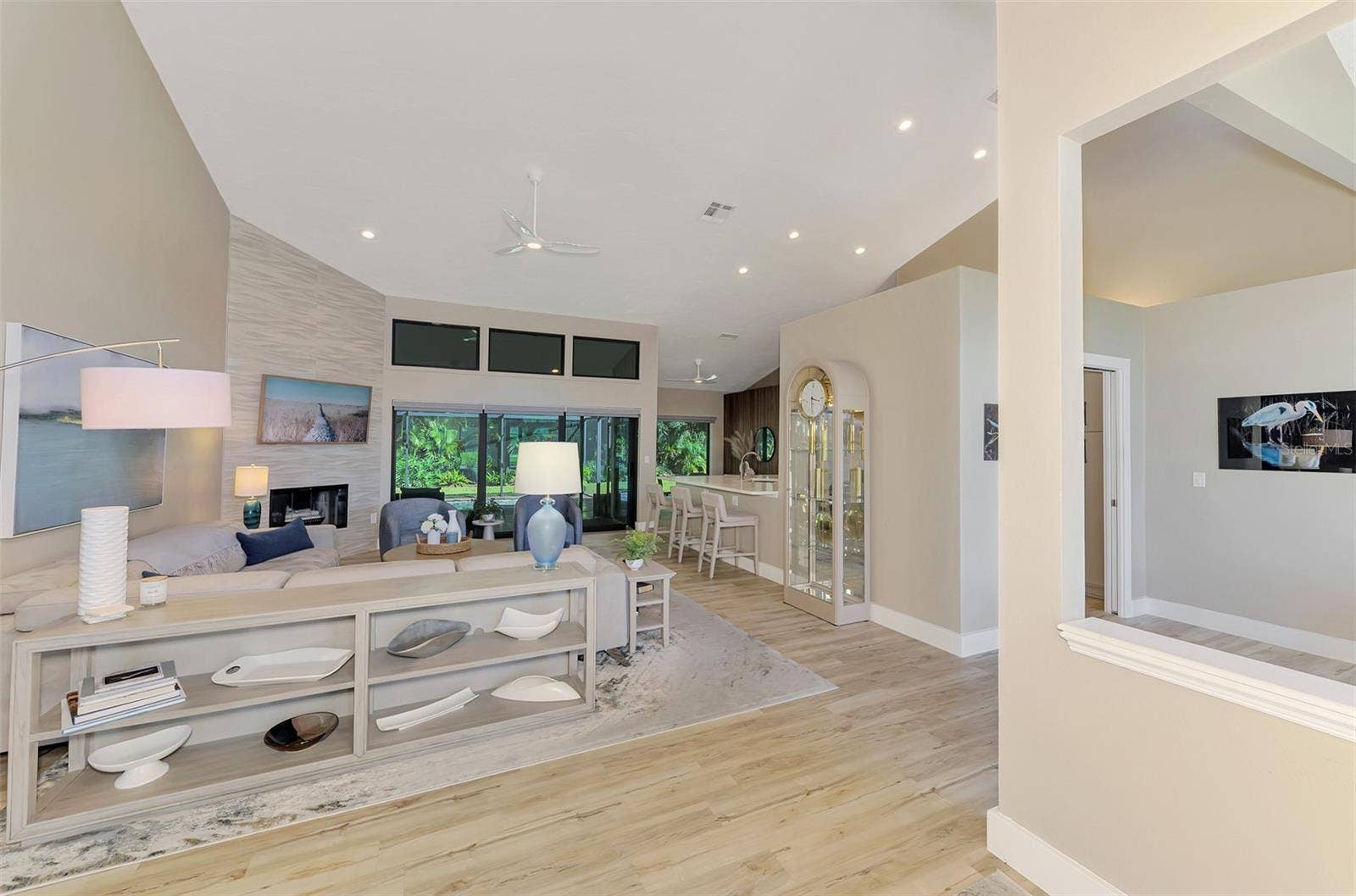 4735 WHITE TAIL LANE, Sarasota, FL 34238 4735 WHITE TAIL LANE, Sarasota, FL 34238