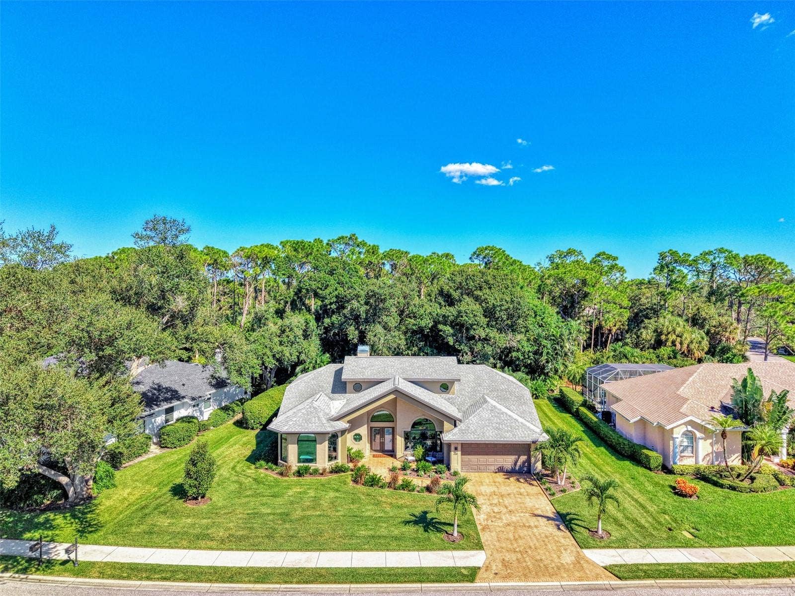 4735 WHITE TAIL LANE, Sarasota, FL 34238 4735 WHITE TAIL LANE, Sarasota, FL 34238