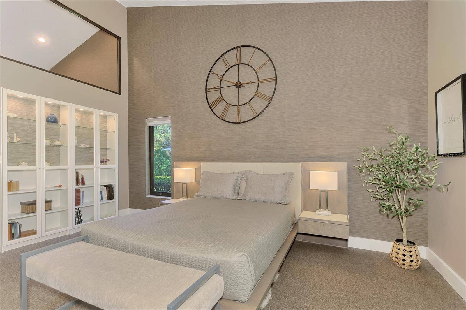 4735 WHITE TAIL LANE, Sarasota, FL 34238 4735 WHITE TAIL LANE, Sarasota, FL 34238