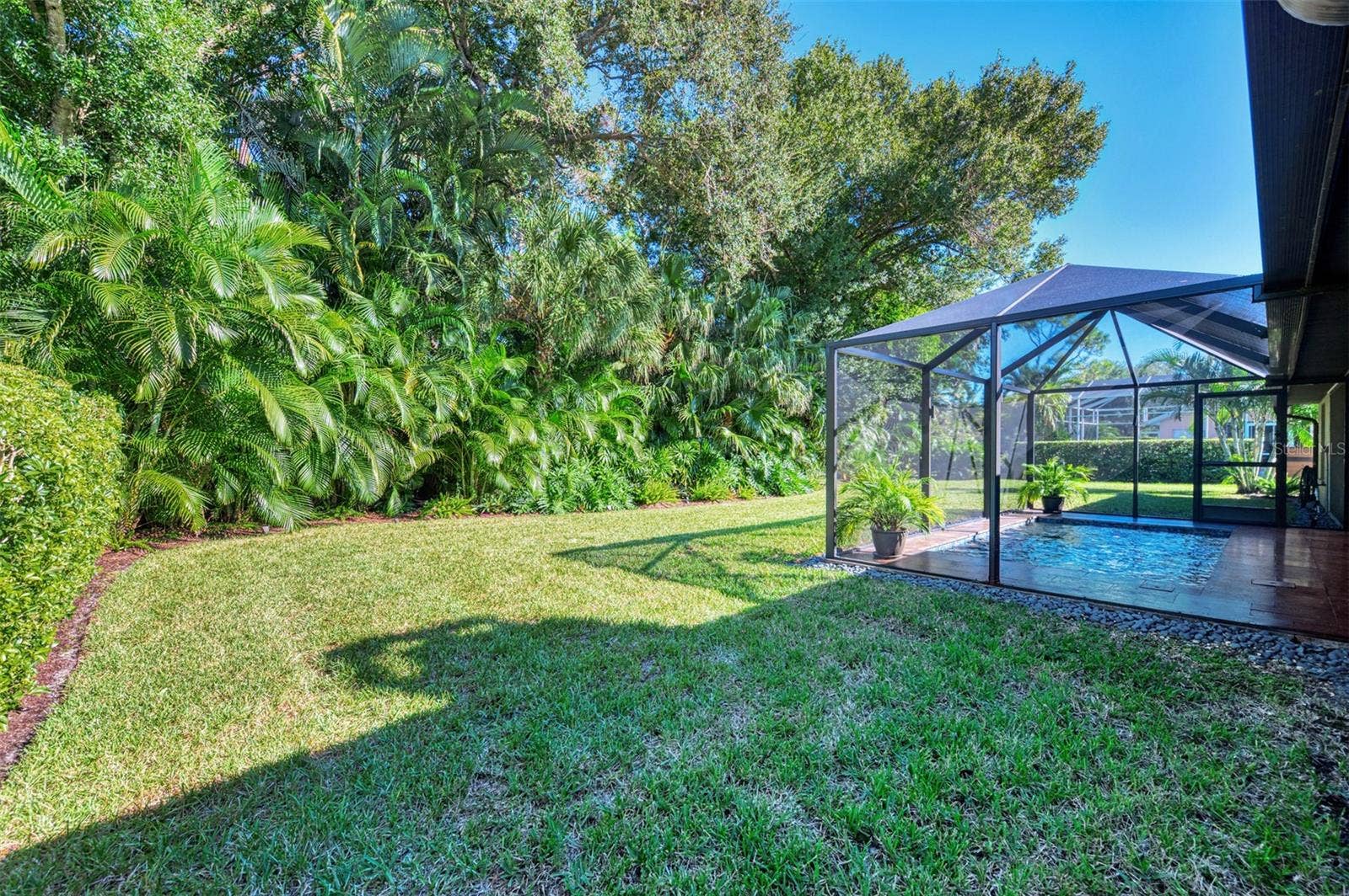 4735 WHITE TAIL LANE, Sarasota, FL 34238 4735 WHITE TAIL LANE, Sarasota, FL 34238